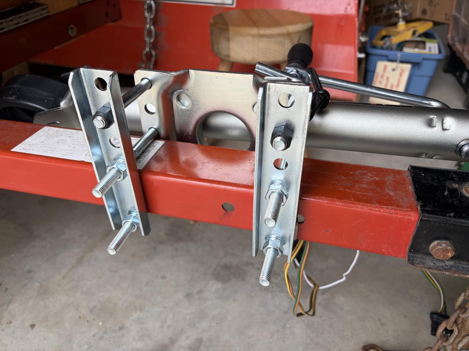 Big RED ATR39001R-1 Torin Boat Trailer Jack with Single Wheel (6 Inch): Swing-Back Bolt-On Heavy Duty Swivel Tongue Trailer Jack, 1000 Lbs. Capacity customer photo 2