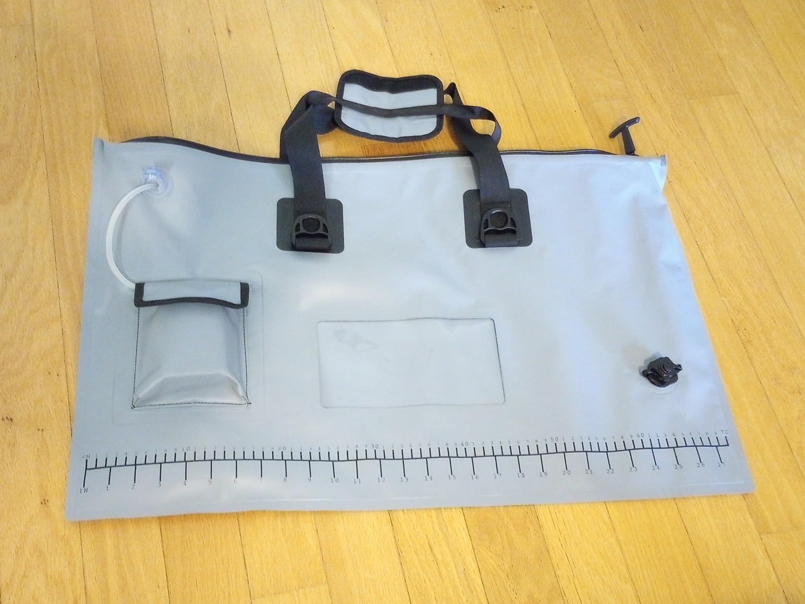 ARCFOX Live Fish Bag Weigh in Bag 28x17in Gray, Tournament Fishing, Detachable Mesh Liner, Waterproof, Leakproof, Airtight Zipper, Inflatable/Drain Valve, Oxygen Machine Storage Pocket, Measure Scale customer photo 1