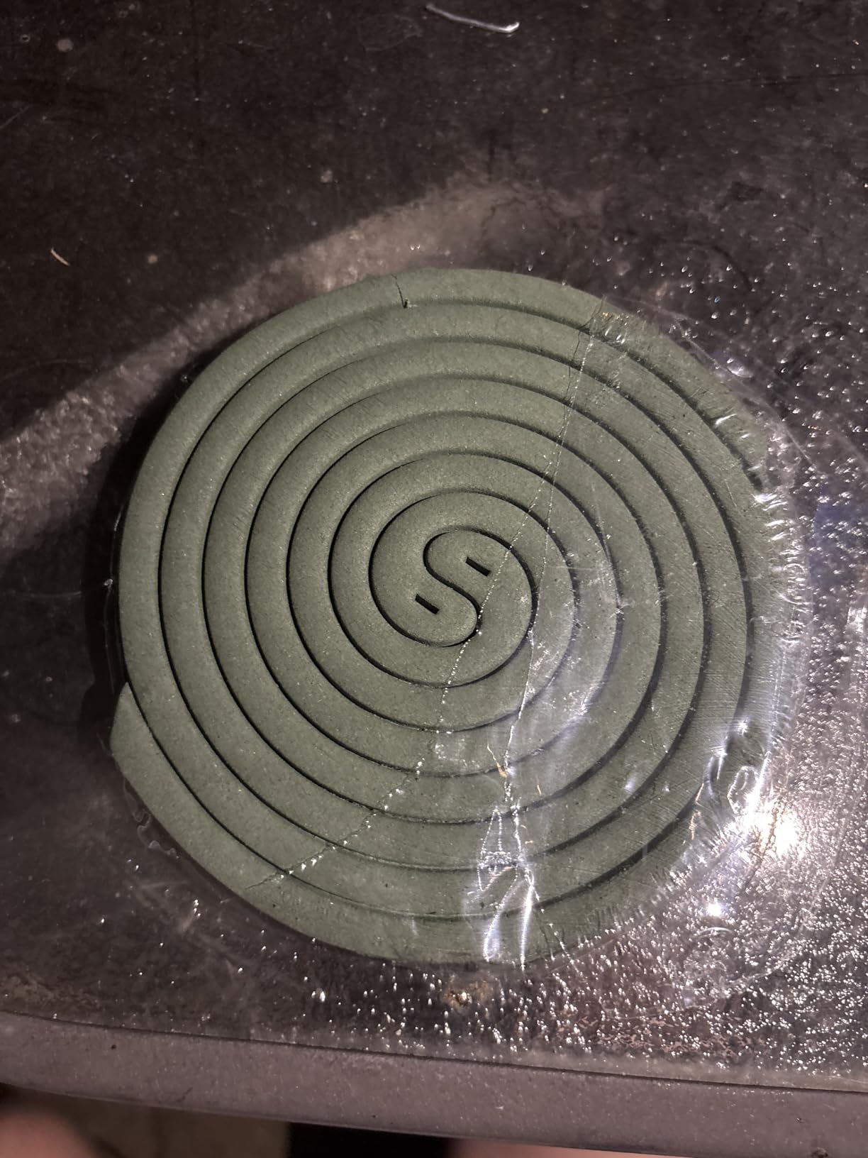 Coils Outdoor Patio Fresh Scent, Use Reaches Up to 10 feet, Each Coil Burns for 5-7 Hours (Contains 20 coils & 2 Stands) customer photo 1