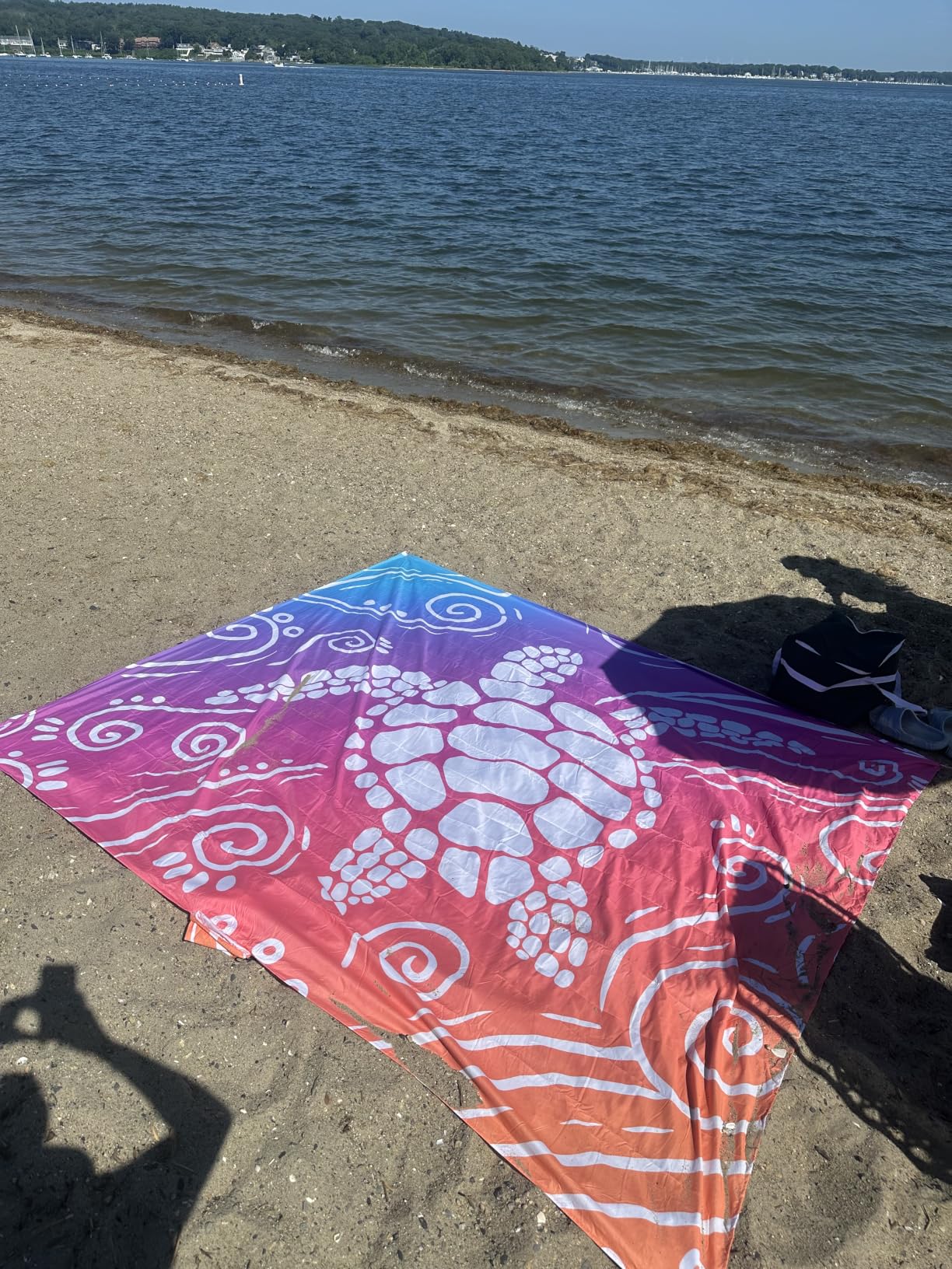 WEKAPO Beach Blanket Waterproof Sandproof Oversized Extra Large Sand Free Beach Mat with Stakes, Storage Bag - Essentials for Outdoor Beach, Picnic (Sea Turtle, 8 X 7 FT (1~4 Person)) customer photo 2