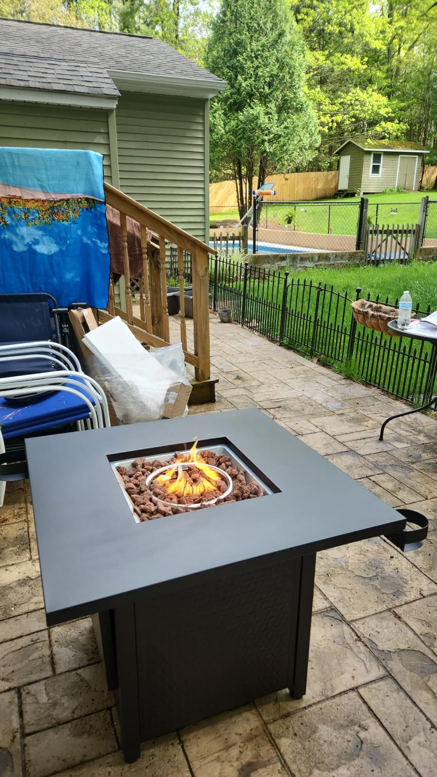 Ciays Propane Fire Pits 32 Inch Outdoor Gas Fire Pit, 50,000 BTU Steel Fire Table with Lid and Lava Rock, Add Warmth and Ambience to Gatherings and Parties On Patio Deck Garden Backyard, Black customer photo 1