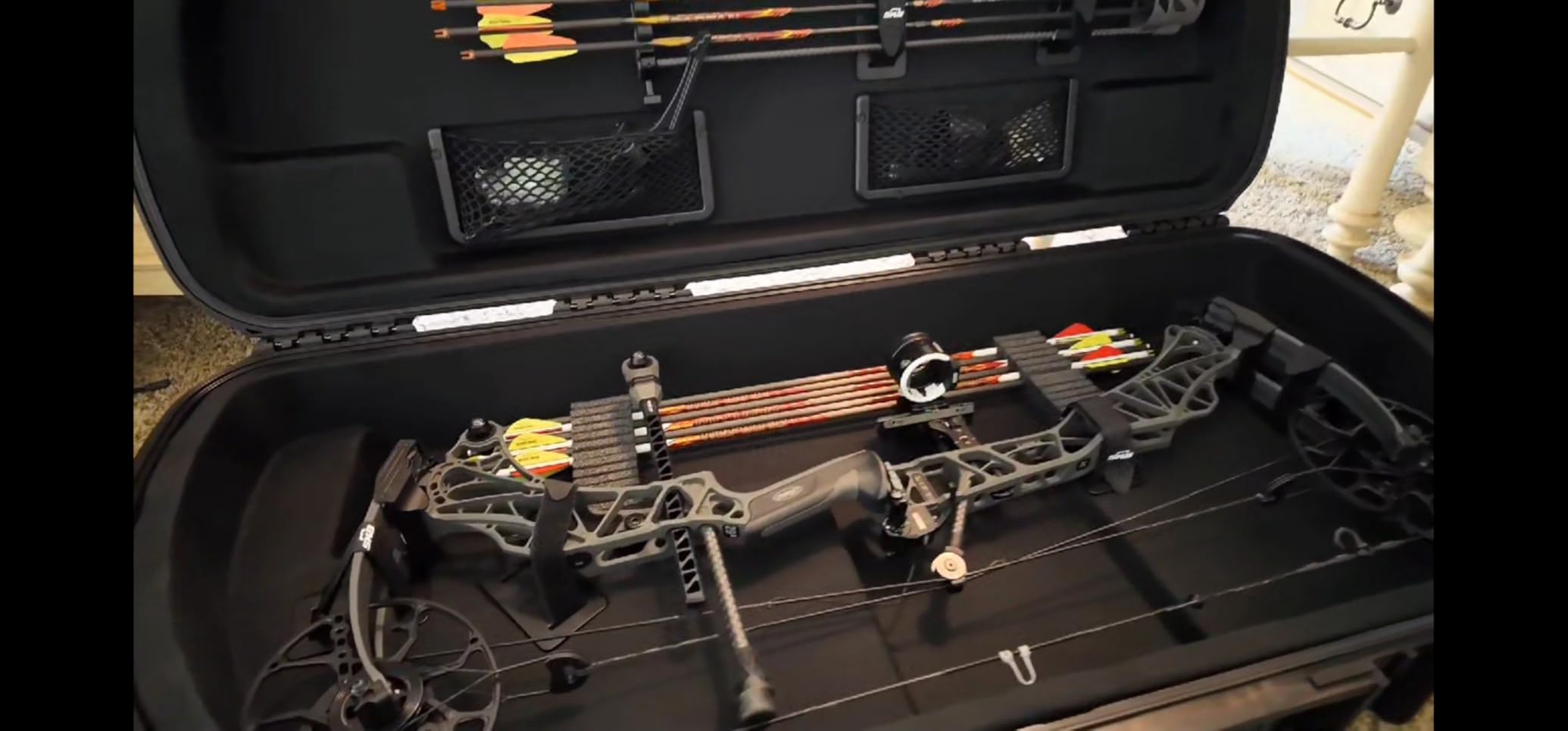 SKB Cases iSeries 4217-7 Mathews Shaped Bow Case customer photo 1
