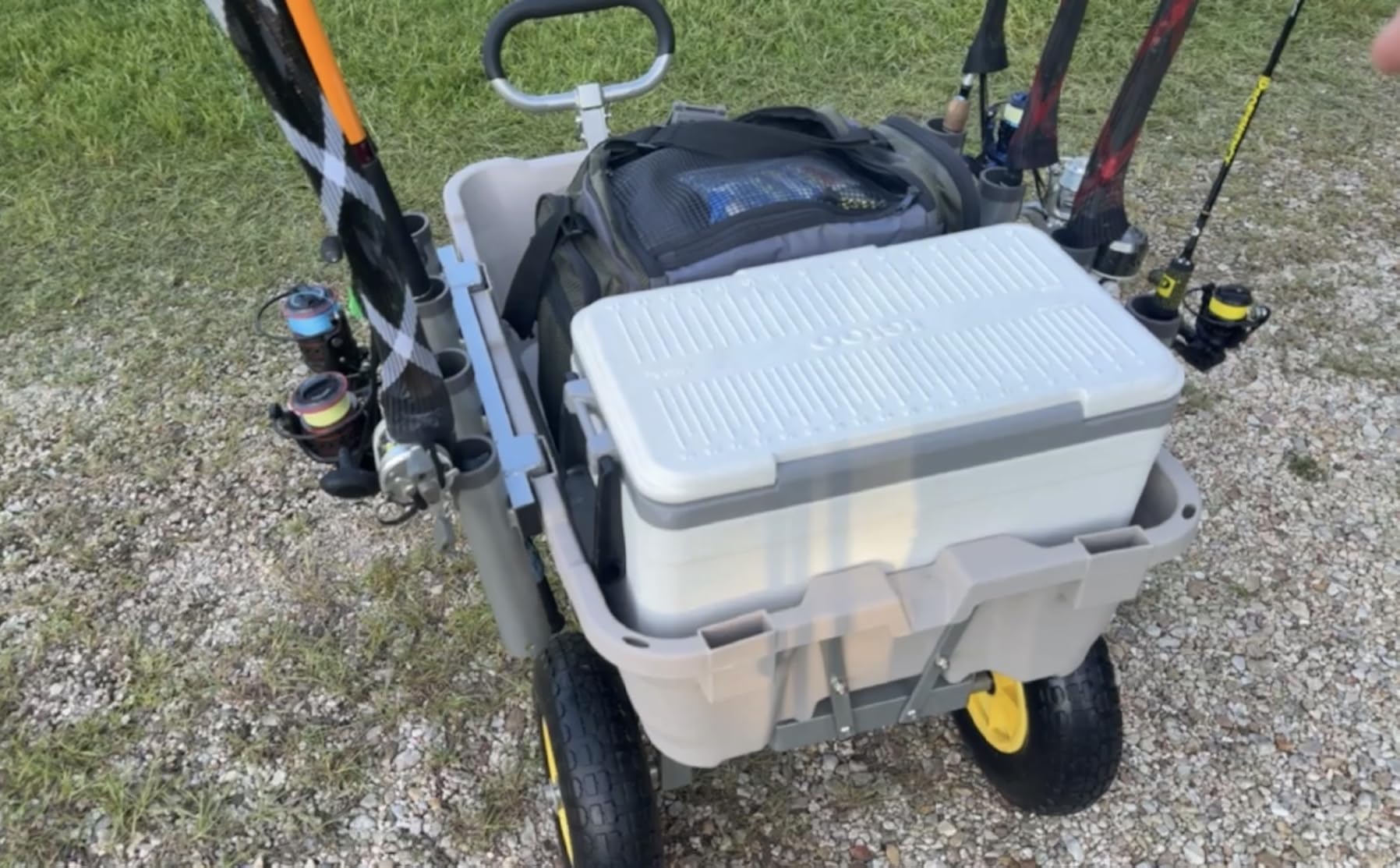 VEVOR Fishing Cart, 300 lbs Load Capacity, Foldable Fish and Marine Cart with Four 11