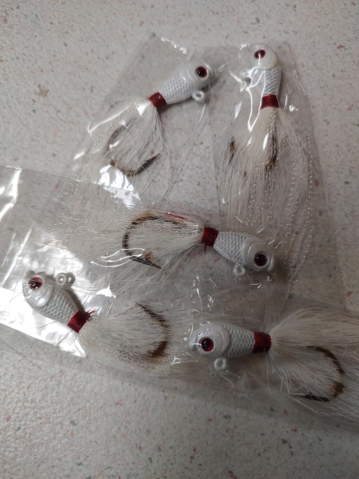 Alwonder 5-Pack Bucktail Jigs Hair Jigs Saltwater Freshwater Fishing Bucktail Lures Surf Fishing Jig Heads White Luminous Chartreuse Swimbait Jig for Bass Flounder Striper Bluefish Halibut Redfish customer photo 2