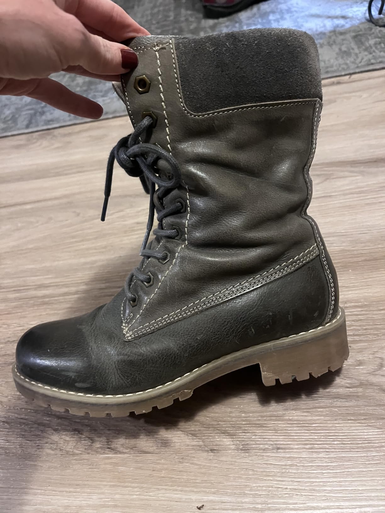 Boot Wax Waterproofer & Conditioner - 4oz Beeswax Leather Waterproofing Wax for Boots, Shoes, Gloves & Jackets - All-Natural Leather Sealant & Protector customer photo 2