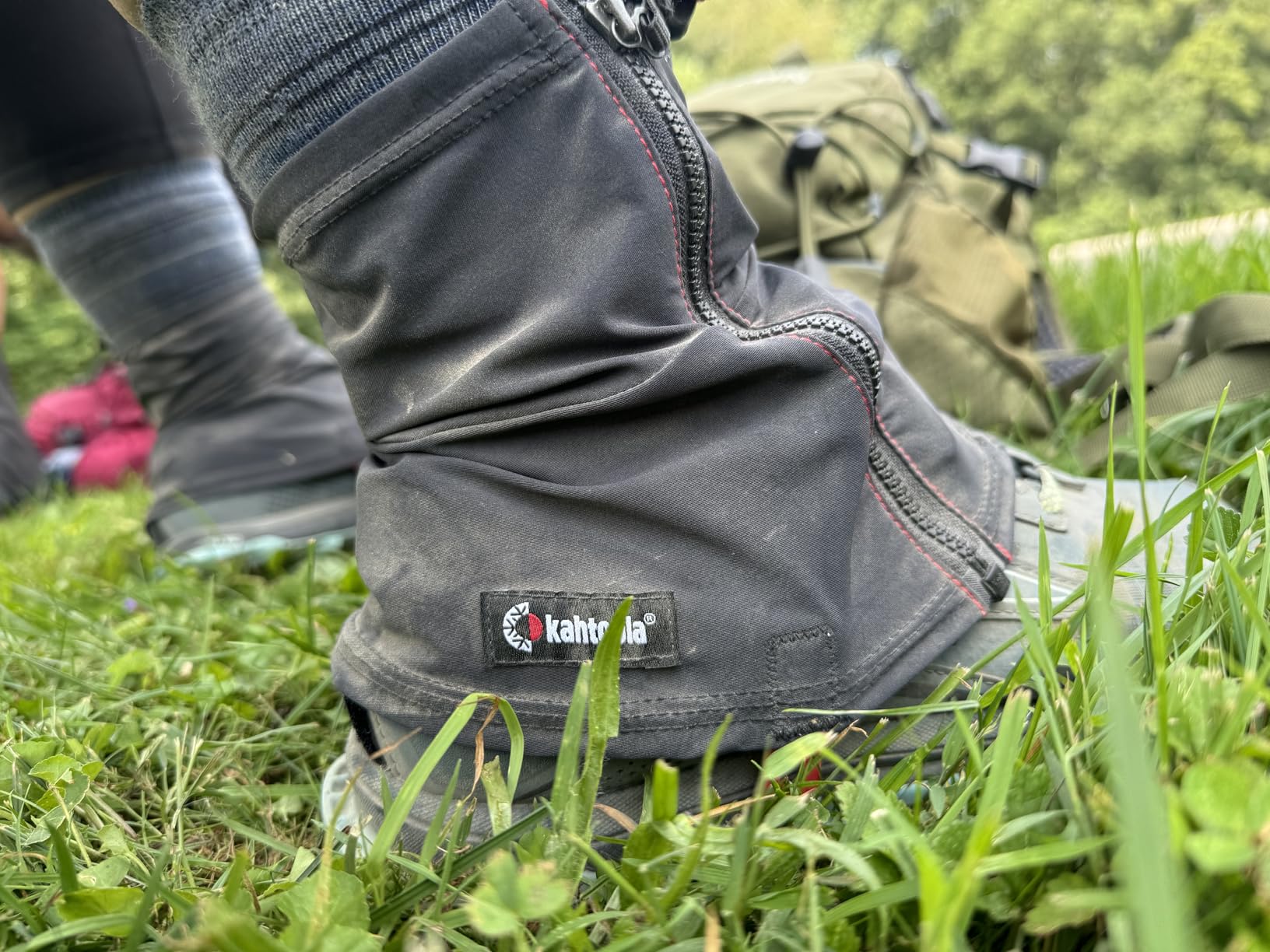 Kahtoola RENAgaiter Mid Gaiters for Hiking, Trail Running & Mud customer photo 1