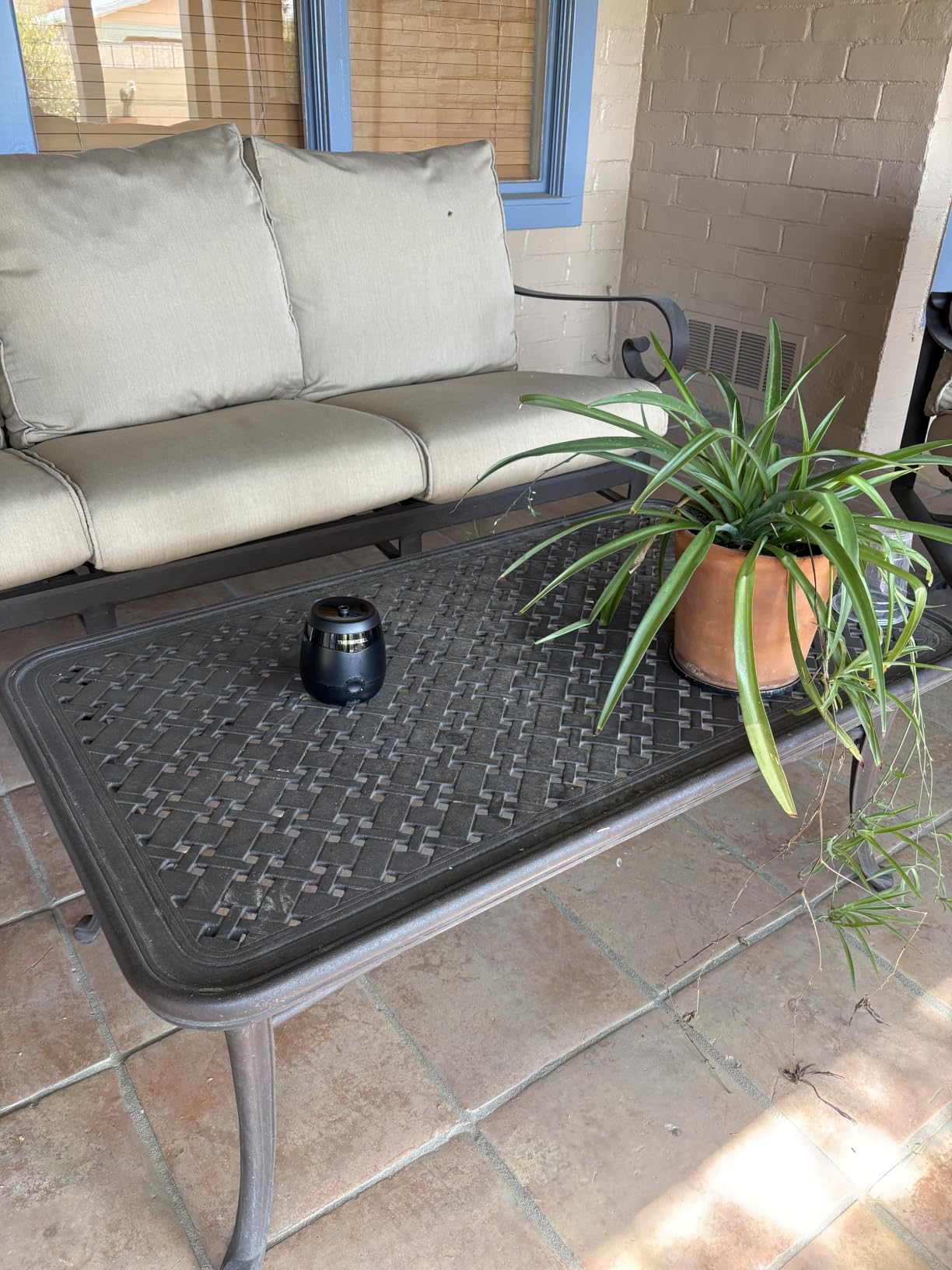 Thermacell E-ZoneGuard Patio Max Rechargeable Mosquito Repeller with 20-Foot Zone of Scientifically Proven Outdoor Protection; 12-Hr Battery; 36-Hr Refill; Bug Spray Alternative; Fast Charging Dock customer photo 2