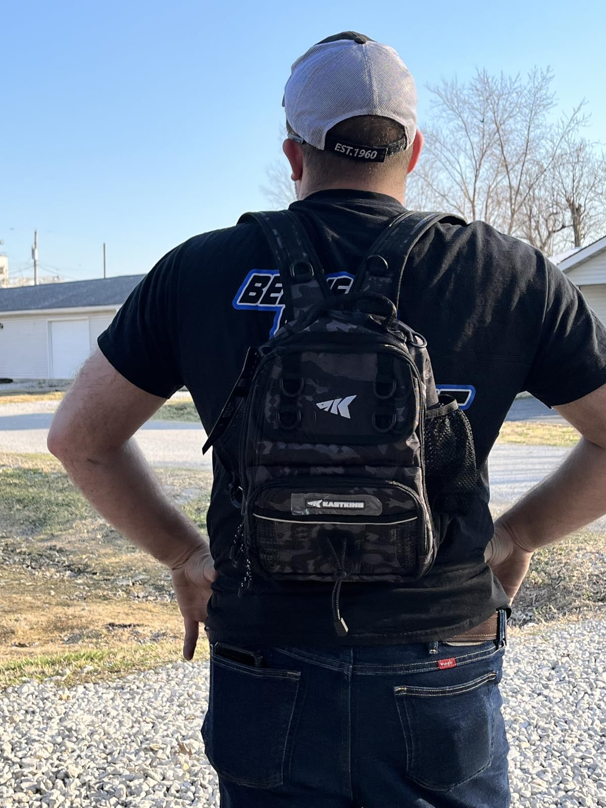 KastKing BaitSpace Fishing Sling Bag, Fishing Backpack with Rod Holder | Water-Resistant Tackle Storage with Soft Bait Binder customer photo 1