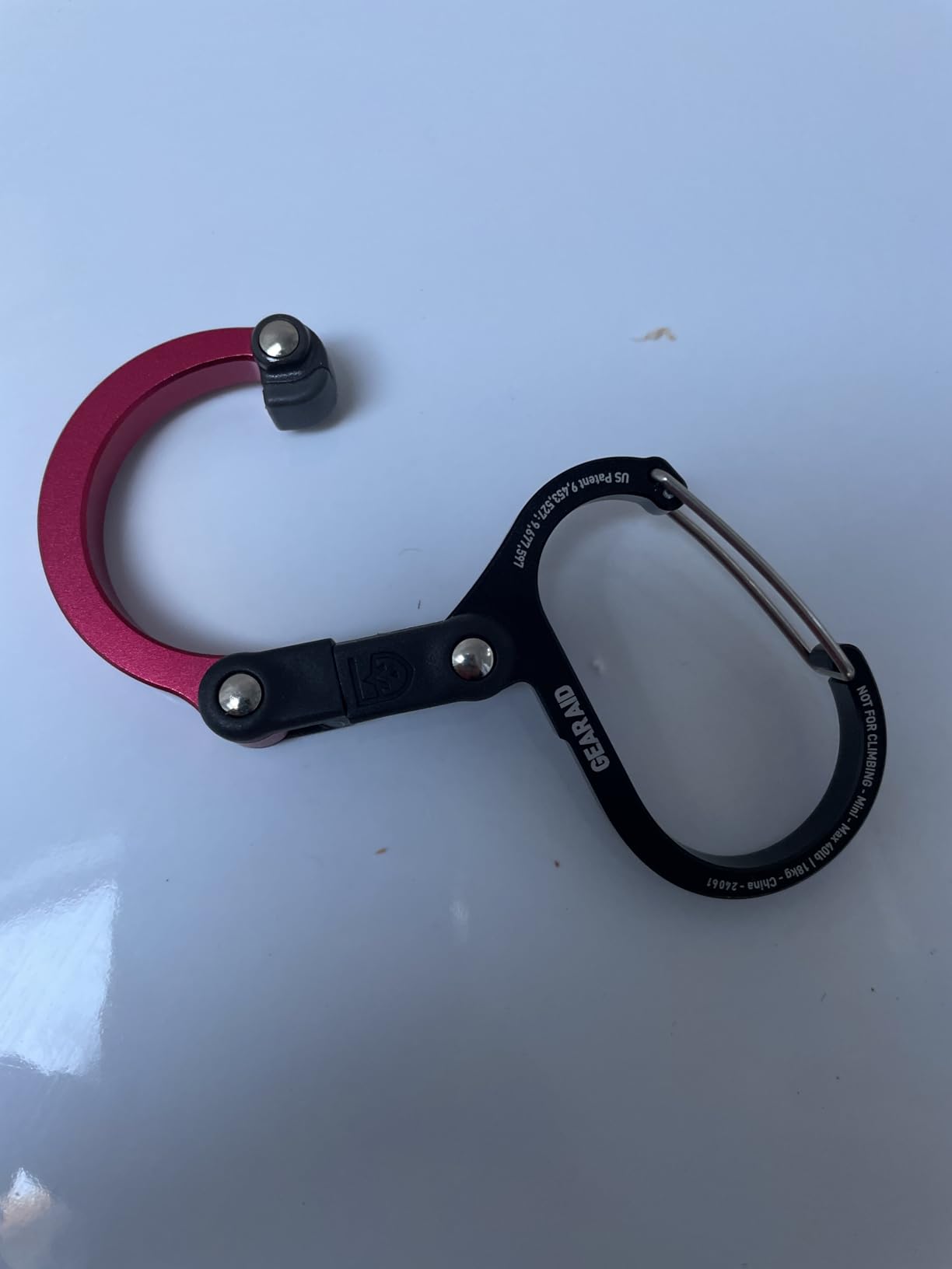 GEAR AID HEROCLIP Mini 360° Swivel Carabiner Gear Clip & Hook | Keeps keys, purses, bags and accessories off the ground with a rotating hook and carabiner gear clip. customer photo 1