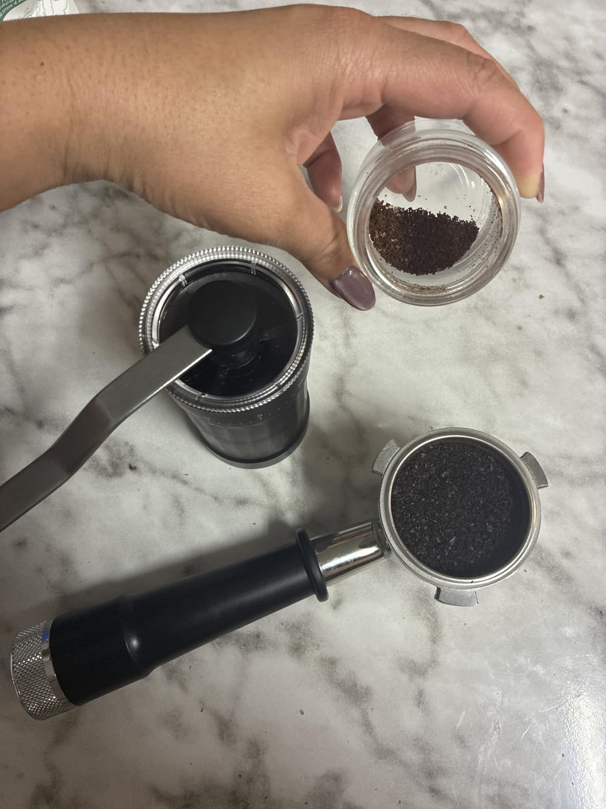 CEVING Mini Manual Coffee Grinder With 40 Adjustable Settings, Black | Portable Hand Coffee Bean Mill with Ceramic Conical Burrs, 30g Capacity, Ideal for Travel, Camping, French Press, Pour Over customer photo 1