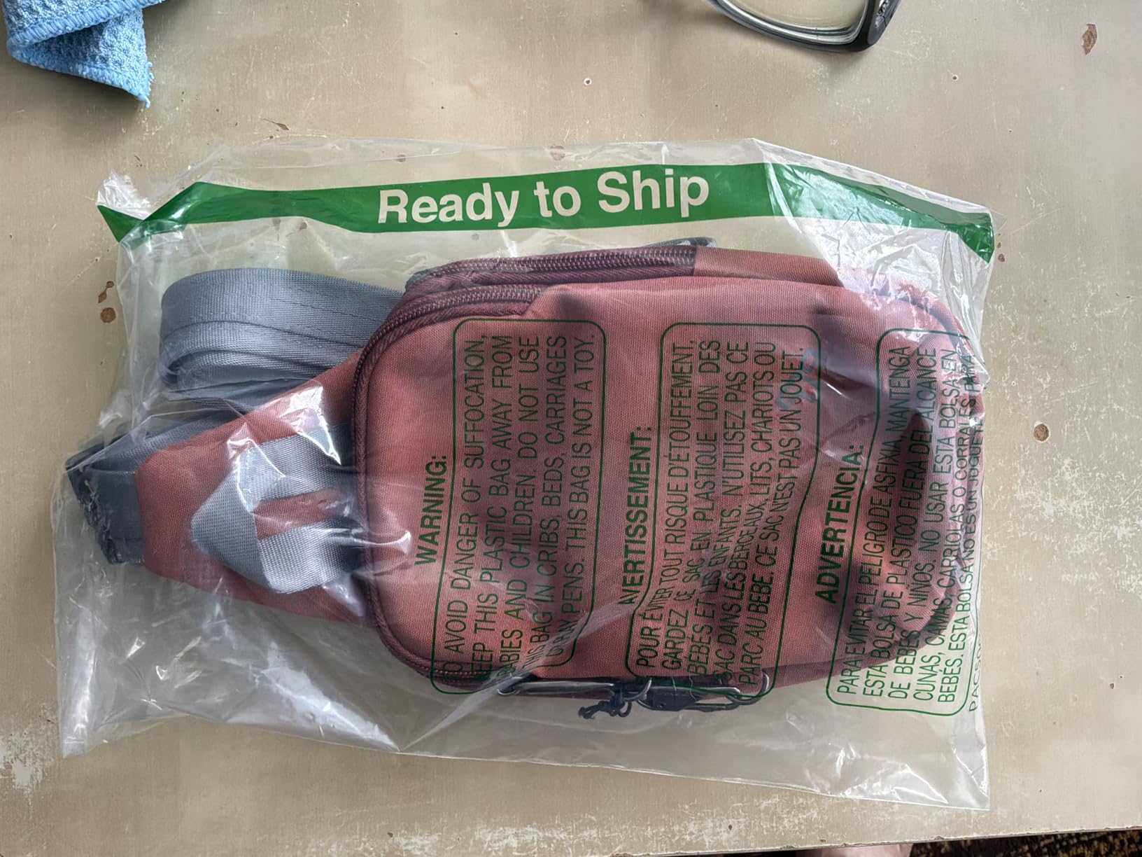 Travelon Anti-Theft The Voyages Compact Sling customer photo 2