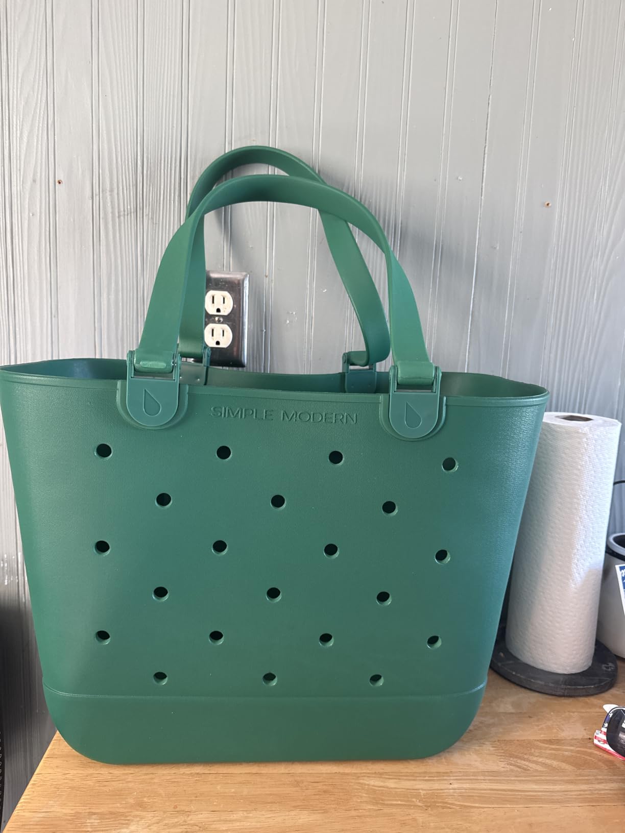 Simple Modern Waterproof Rubber Beach Bag | Extra Large | Getaway Tote Bag with Zipper Pocket, Beach Tote & Pool Bag for Travel, Boat, Groceries customer photo 1