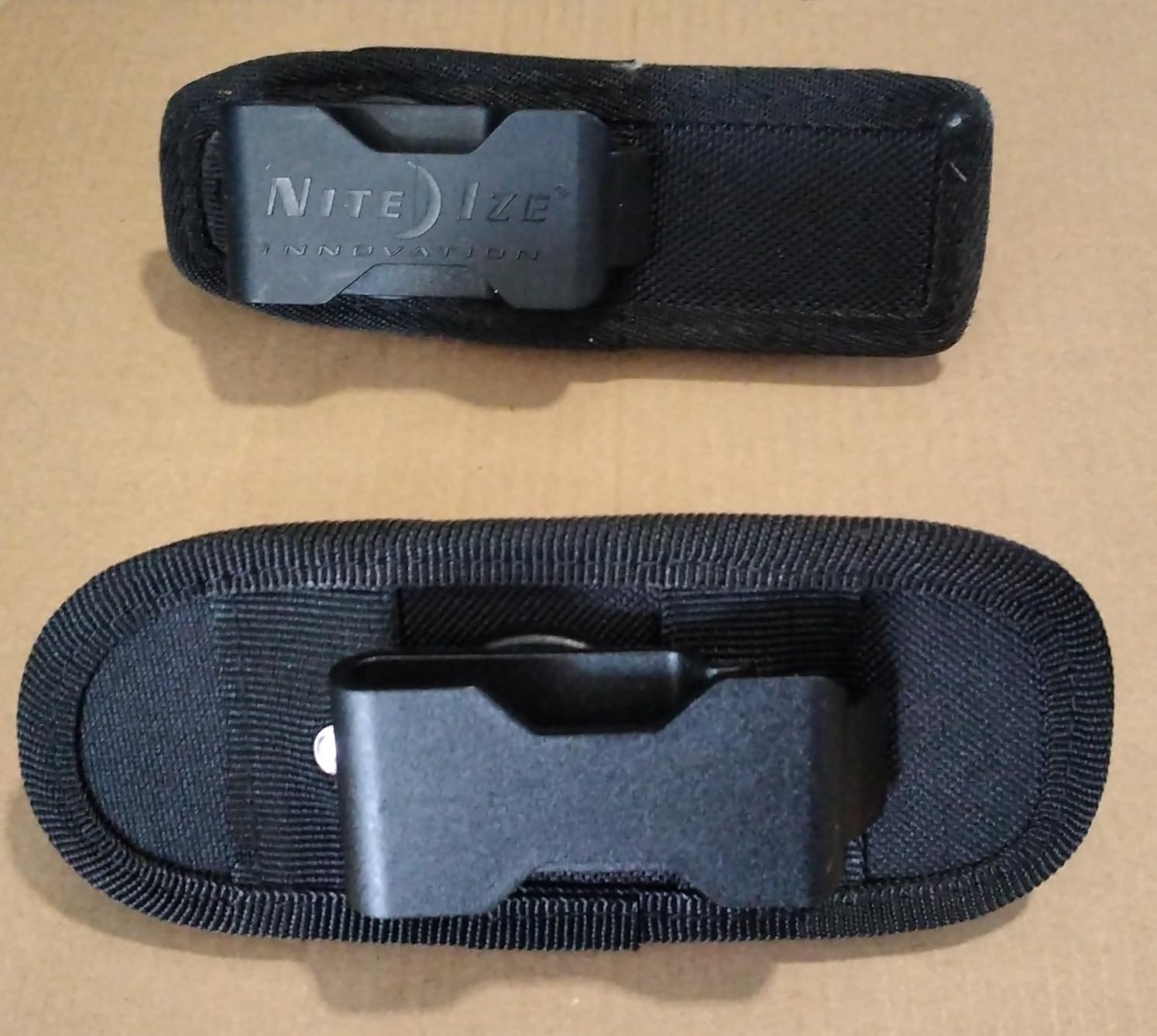 Tactical Flashlight Holster, Rotatable Duty Belt Flashlight Holder, 1000D Nylon Flash Light Pouch Carrying Case with 360 Degree Carabiner Reel Clip for Police customer photo 2