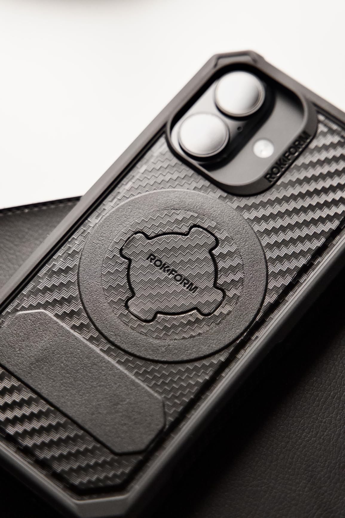 ROKFORM - Rugged Case Compatible with the iPhone 16e, Magnetic Cover with RokLock Twist Lock, Drop Tested Armor (Black) customer photo 2