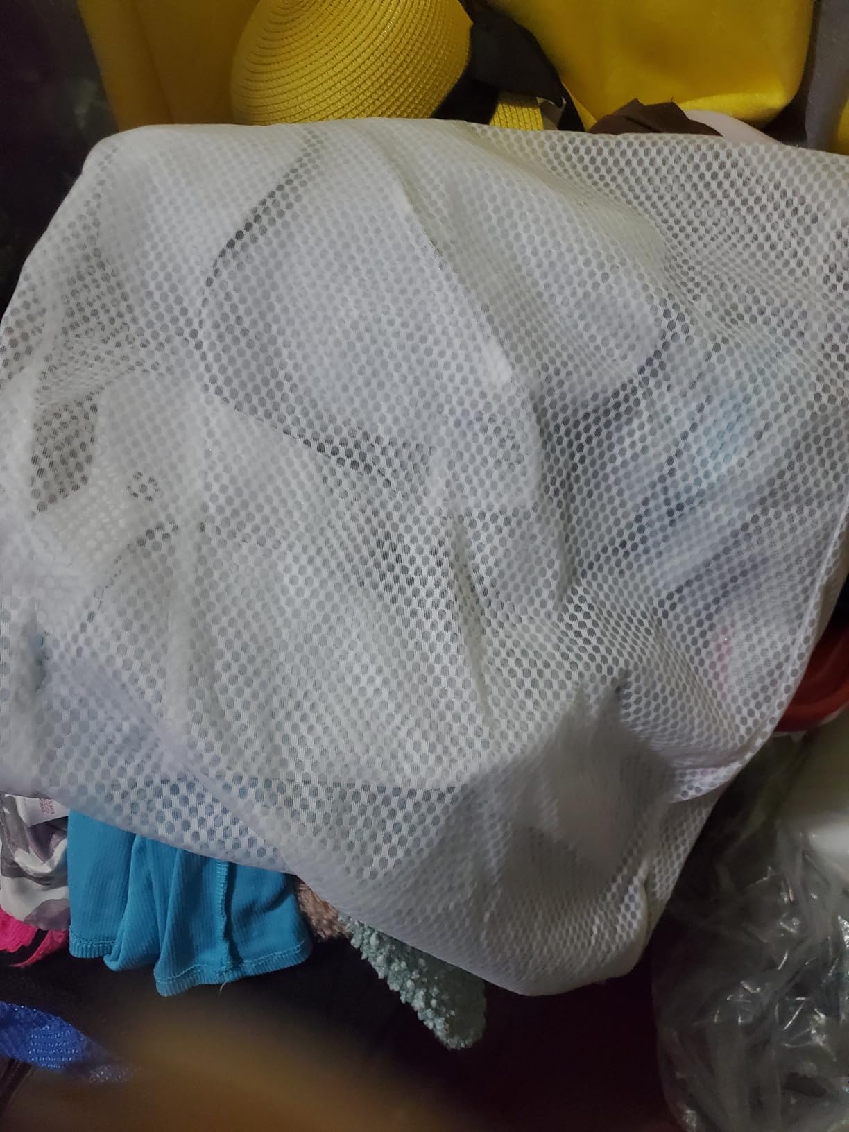 GWT 4Pcs 3D Mesh Laundry Bags with Hanging Handles (S/M/L/XL) - Durable Zippered Wash Bags for Delicates, Shoes & Bulk Clothes - Space-Saving Foldable Design customer photo 1