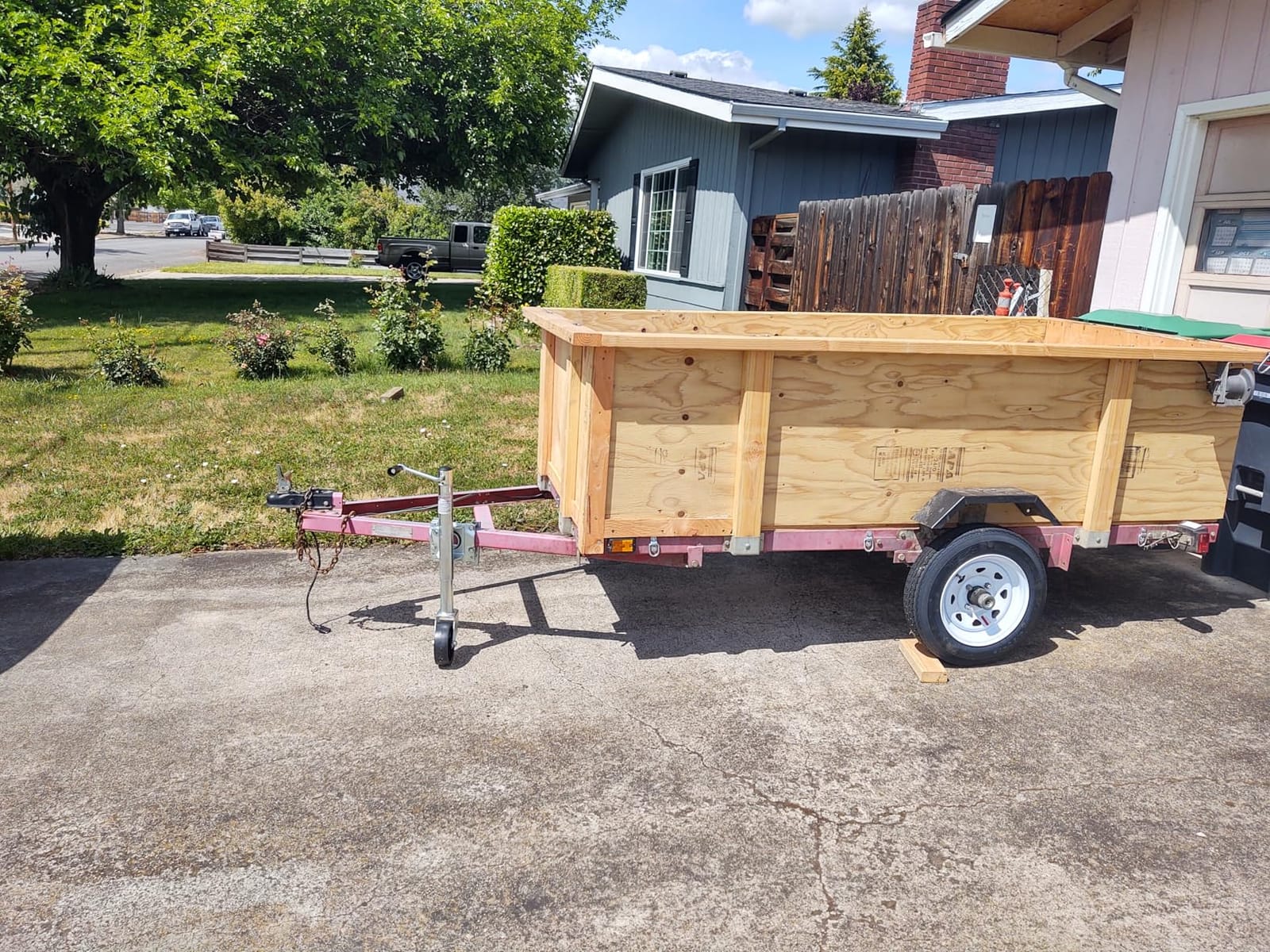 VEVOR Trailer Jack with Wheel, 1000 lbs Load Capacity, Heavy Duty Swivel Boat Trailer Jack with PP Single Wheel & Ergonomic Handle, 10-inch Lift, Fit for RVs, Boats, Horse Trailers, Utility Trailers customer photo 2