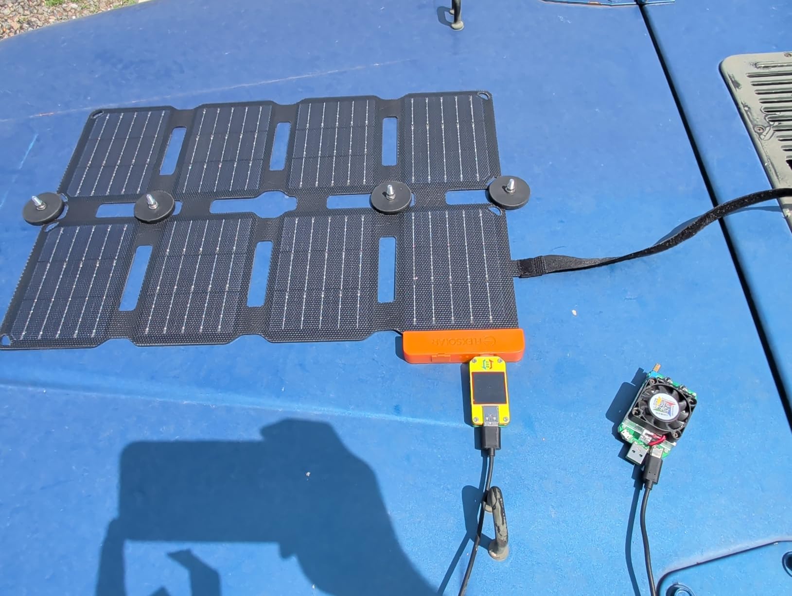 FlexSolar 25W Portable Solar Panel Charger Built-in USB-A & USB-C Ports | Quick Charge, ultra-lightweight emergency charging power for hiking, backpacking, camping and outdoor customer photo 1