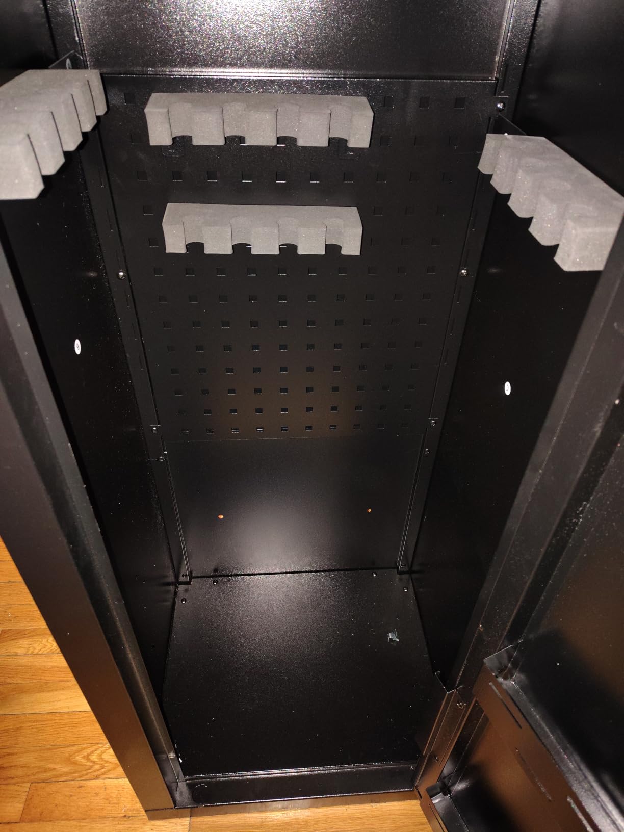 KAER Biometric Gun Safe Rifle,Gun Safes for Rifles and Pistols Holds 14-15 Firearms with Adjustable Racks & Pistol Storage,Fingerprint Keypad Lock Gun Cabinet for Home & Hunting for Enthusiasts customer photo 1
