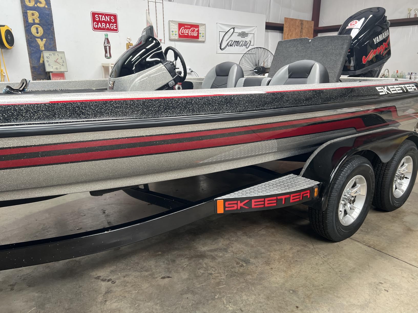 DaisyInner 50 ft Vinyl Rub Rail Insert, 1-3/16 x 1/2 Inch, Black | Boat Rub Rail Replacement, Flexible Marine Grade PVC Bumper Insert, for Boats Kayaks Pontoons customer photo 1