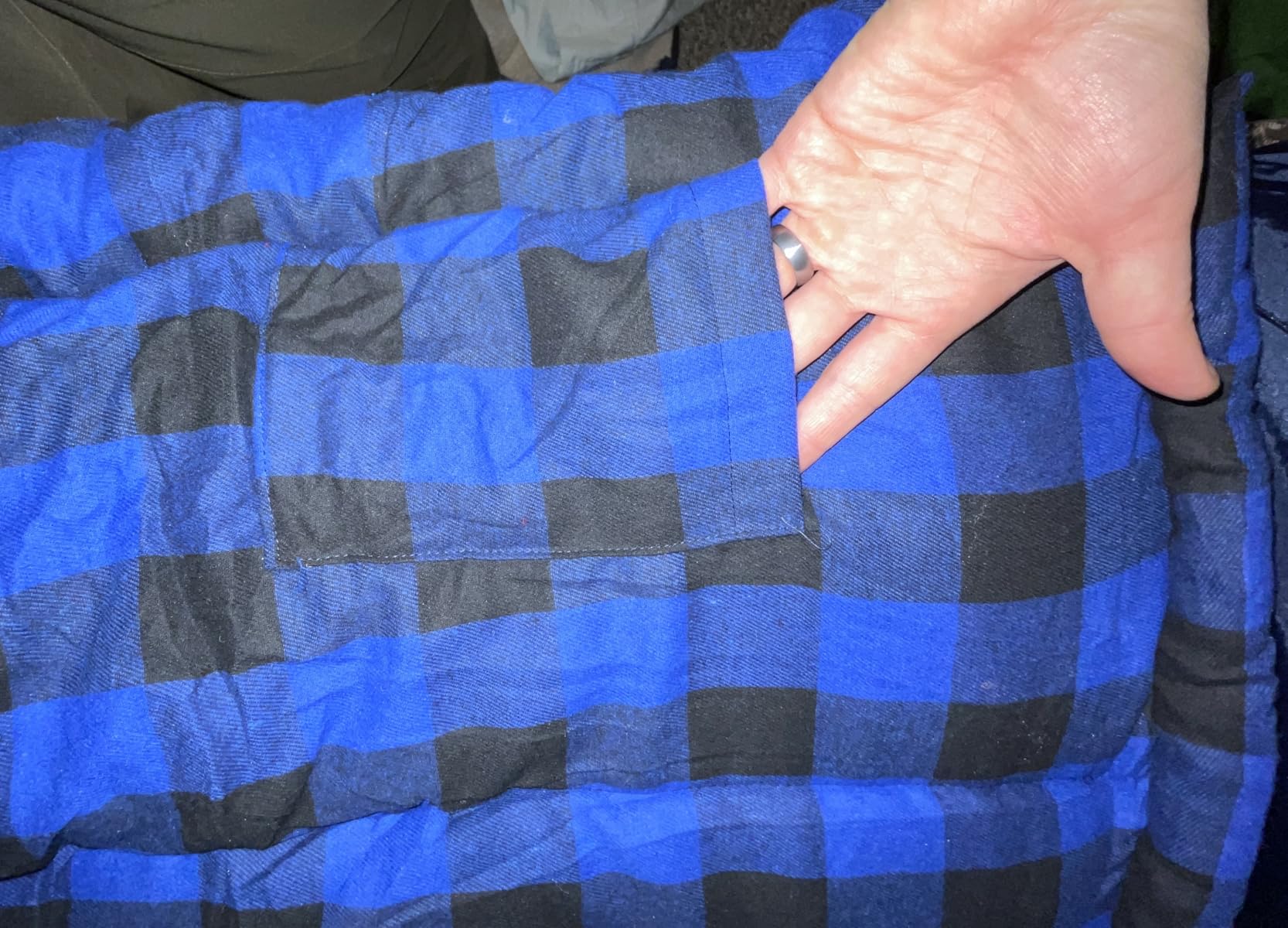 Cotton Flannel XXL Winter Sleeping Bags for Adults Big and Tall, Cold Weather 90x39 Inch Camping Sleep Bag, Waterproof Machine Washable 4 Season Outdoor Camping Gear, 2-Way Zipper customer photo 1