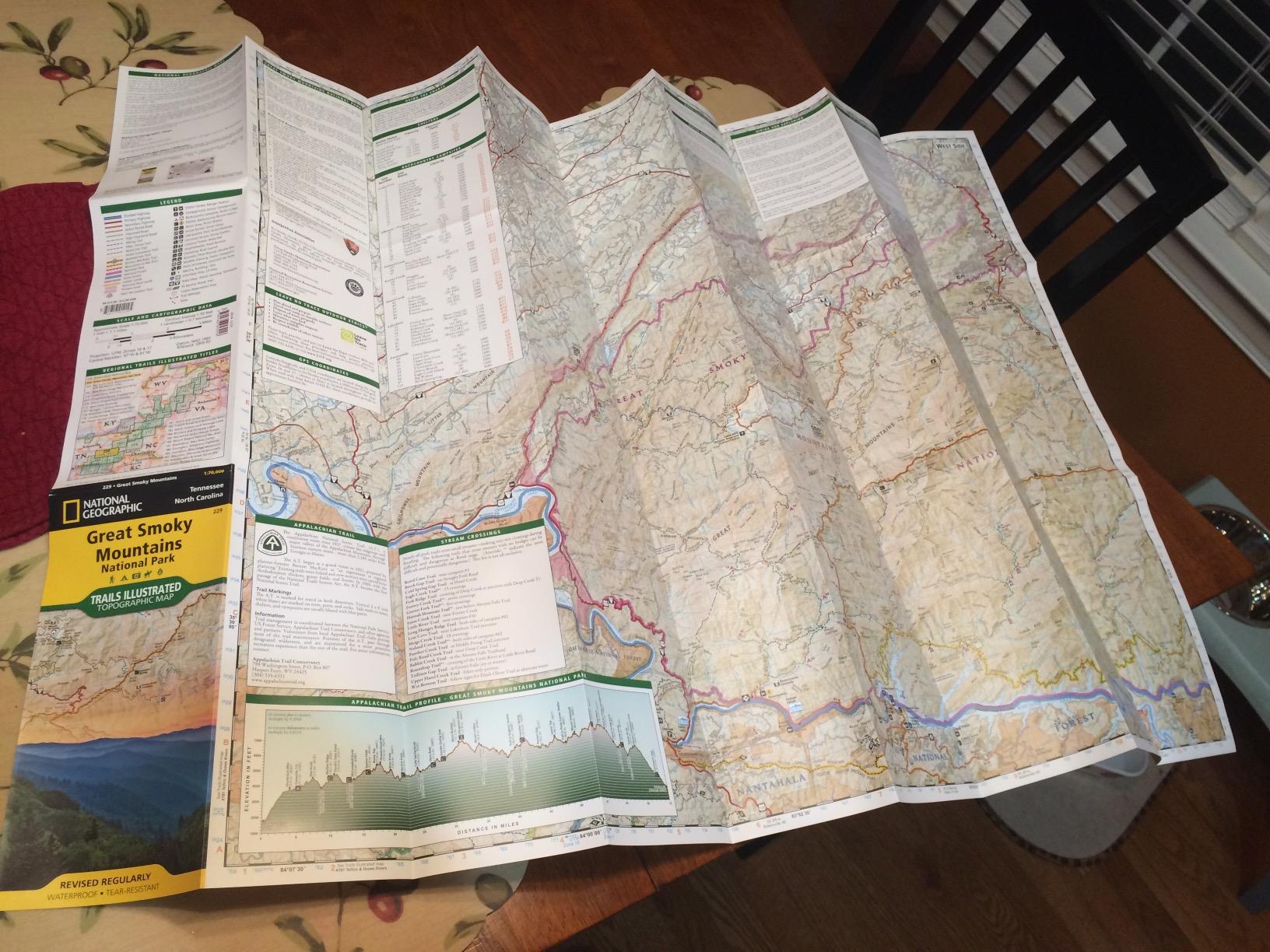 Great Smoky Mountains National Park Map (National Geographic Trails Illustrated Map, 229) customer photo 2
