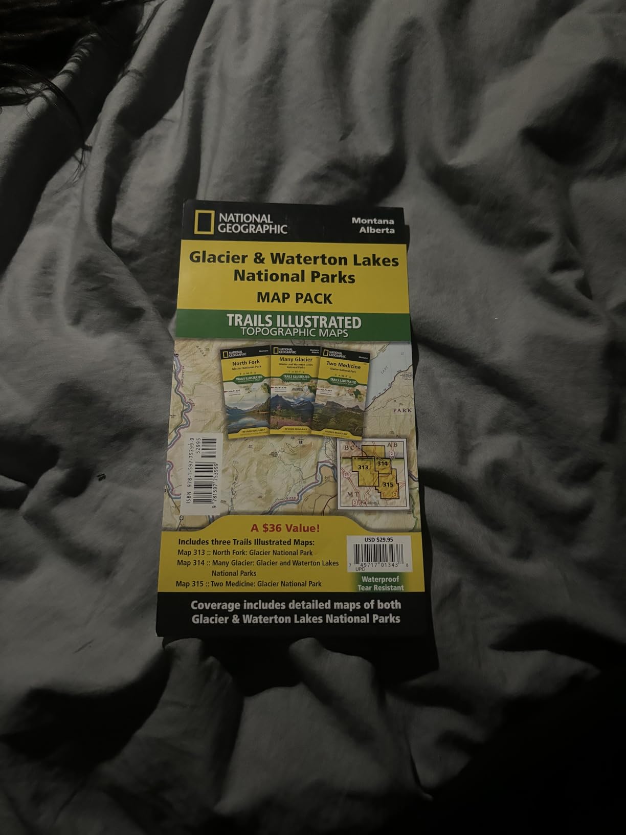 Glacier and Waterton Lakes National Parks Map (National Geographic Trails Illustrated Map, 215) customer photo 1