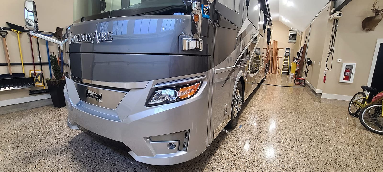 Meguiar's M56 Marine/RV Pure Wax, 16oz customer photo 1