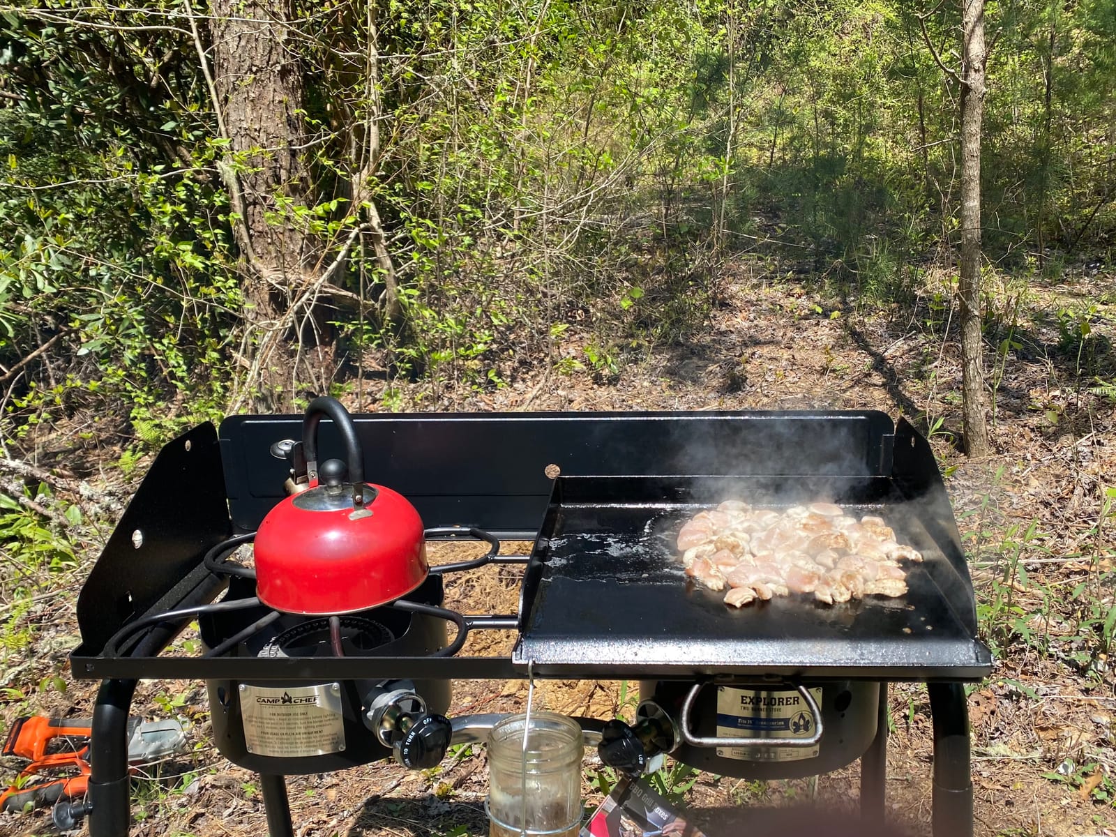 Camp Chef Explorer, Two Burner Stove, Two 30,000 BTU's cast-aluminum burners, Cooking Dimensions: 14 in. x 32 in, Black customer photo 1
