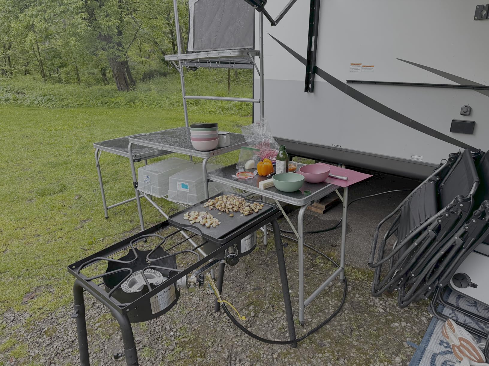 Camp Chef Explorer, Two Burner Stove, Two 30,000 BTU's cast-aluminum burners, Cooking Dimensions: 14 in. x 32 in, Black customer photo 2