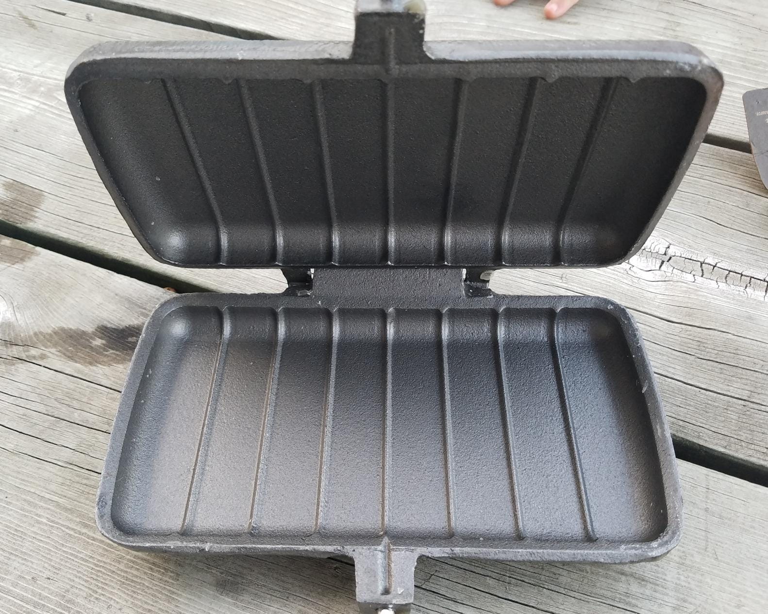 Rome Industries 1605 Double Pie Iron with Steel and Wood Handles, Gray customer photo 2