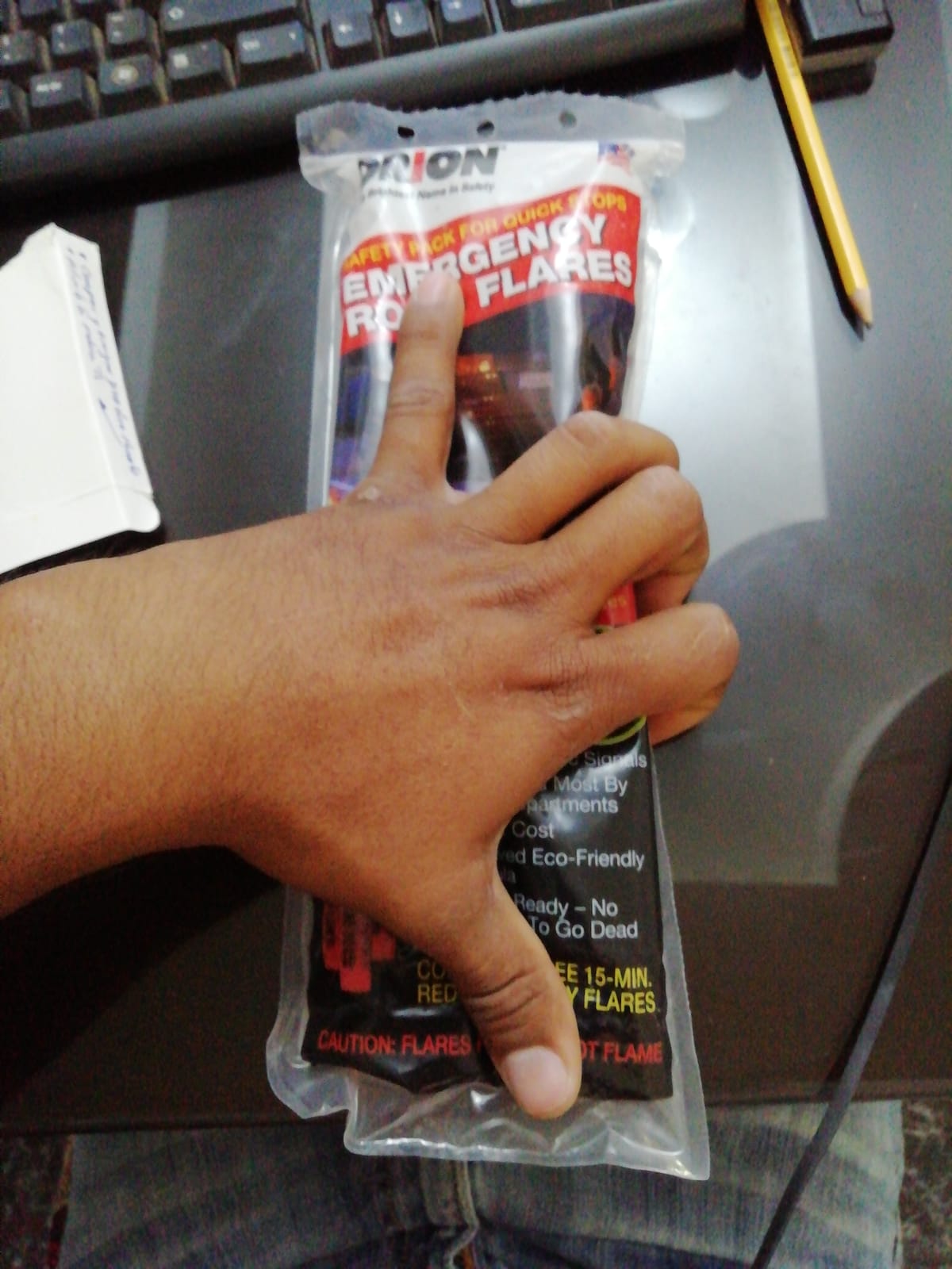 Orion Products 3153-08 3-15 Minute Road Flares (1 Pack of 3 Flares)- Model # 3153-08 customer photo 1