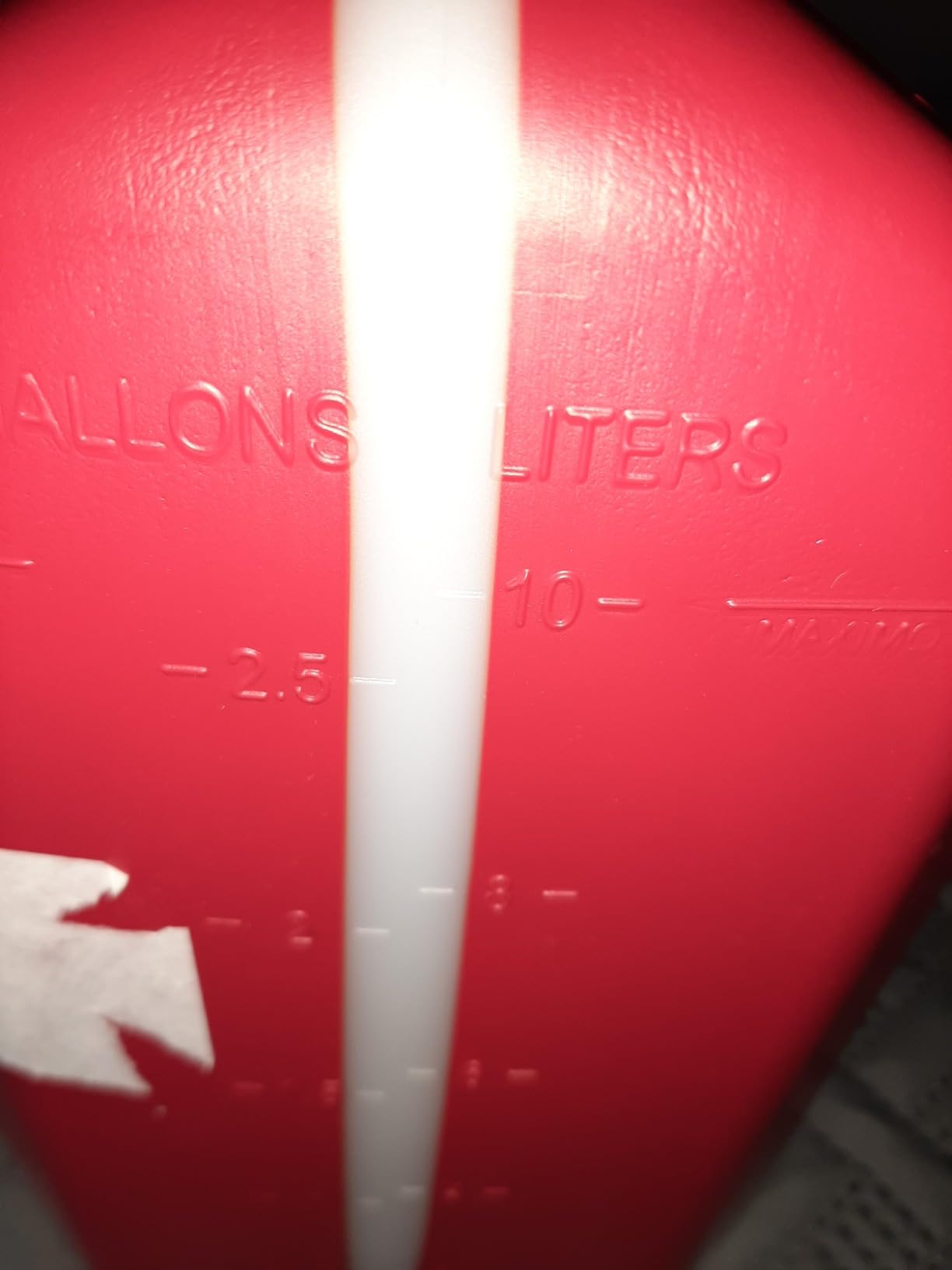 No Spill 1405 2.5 Gallon Gasoline Gas Can customer photo 1