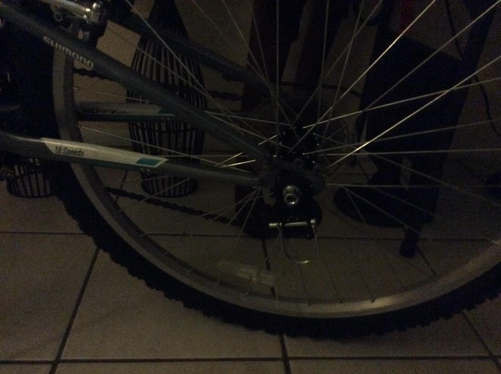 Coupler Attachments for Instep and Schwinn Bike Trailers, Flat Coupler for a Wide Range of Bicycle Sizes, Models, and Styles,Black customer photo 1