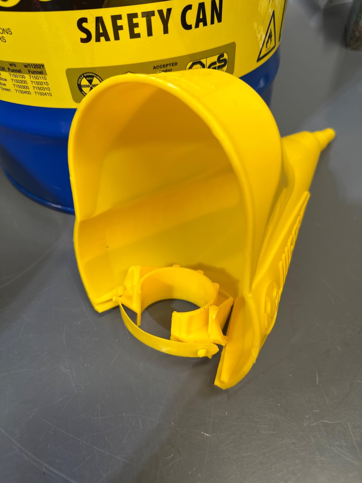 Justrite Type I Gasoline Safety Can, Red Galvanized Steel, Made in the USA customer photo 2