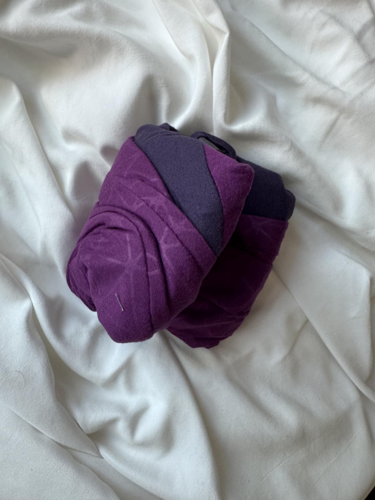 Sea to Summit Aeros Premium Traveller Inflatable Neck Pillow, Navy Blue customer photo 2