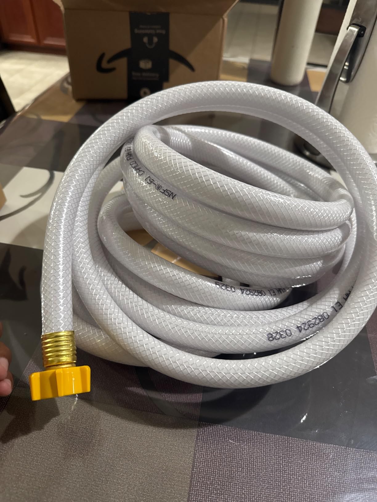 Camco TastePURE 25-Ft RV Drinking Water Hose - Made in the USA | Contains No Lead, No BPA & No Phthalate - Features Diamond-Hatch Reinforced PVC Design - 5/8