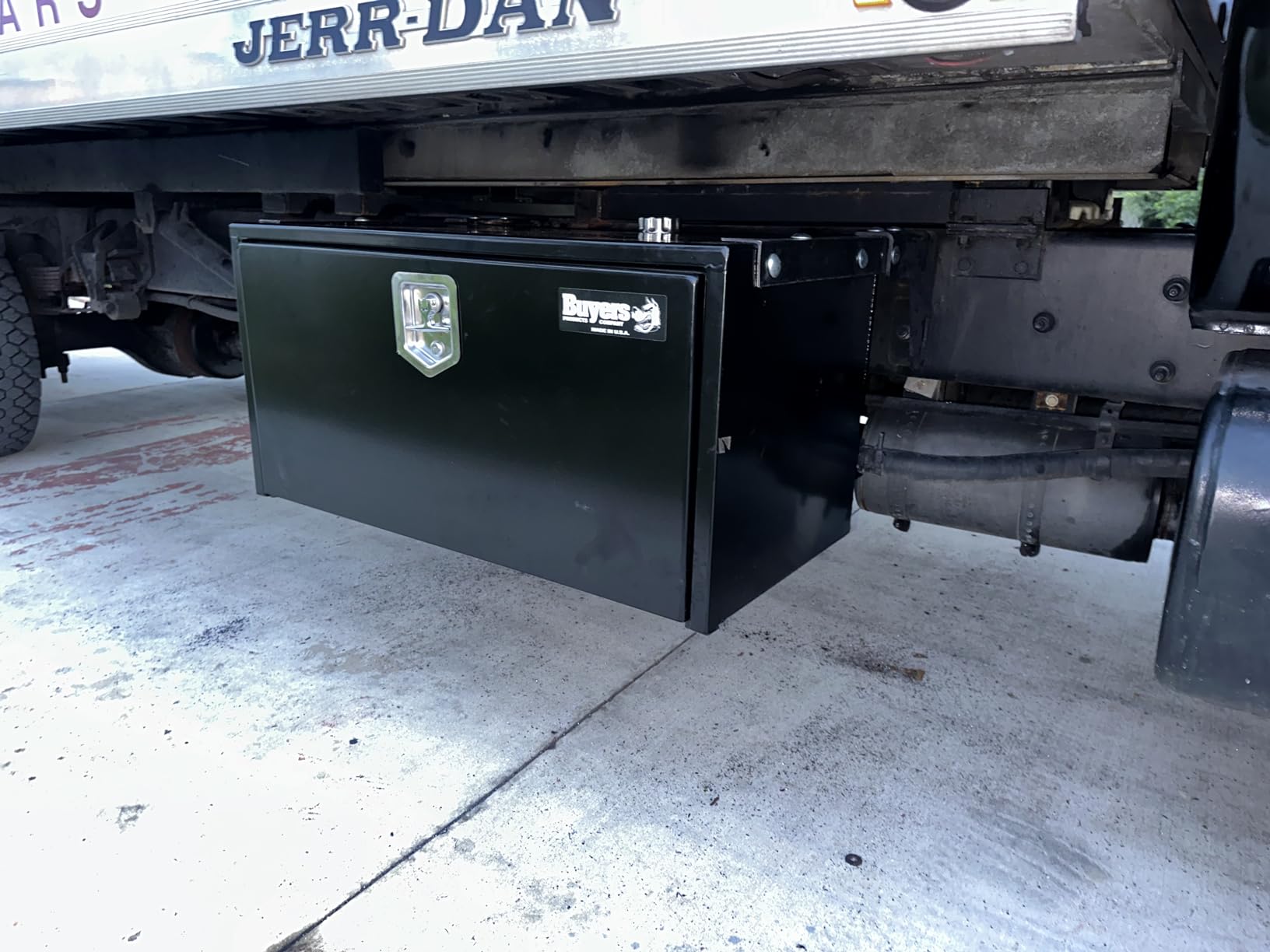 Buyers Products 1702310 Black Steel Underbody Truck Tool Box, 18x18x48 Inch | Truck Bed & Underbelly RV Storage Box, Locking T-Latch, Weather-Resistant, Heavy-Duty Flatbed Job Box, Made in USA customer photo 1