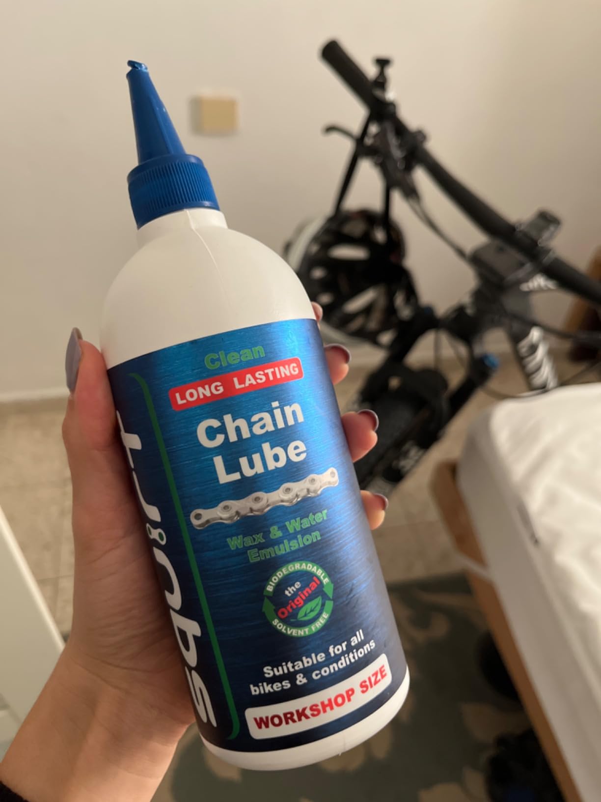 Squirt Chain Lube for Bikes 120 ml – Long-Lasting Lubricant for All Bike Chains – All-Weather Dry Bike Chain Lube to Reduce Noise & Chainsuck – Bicycle Tools & Maintenance Aid customer photo 2
