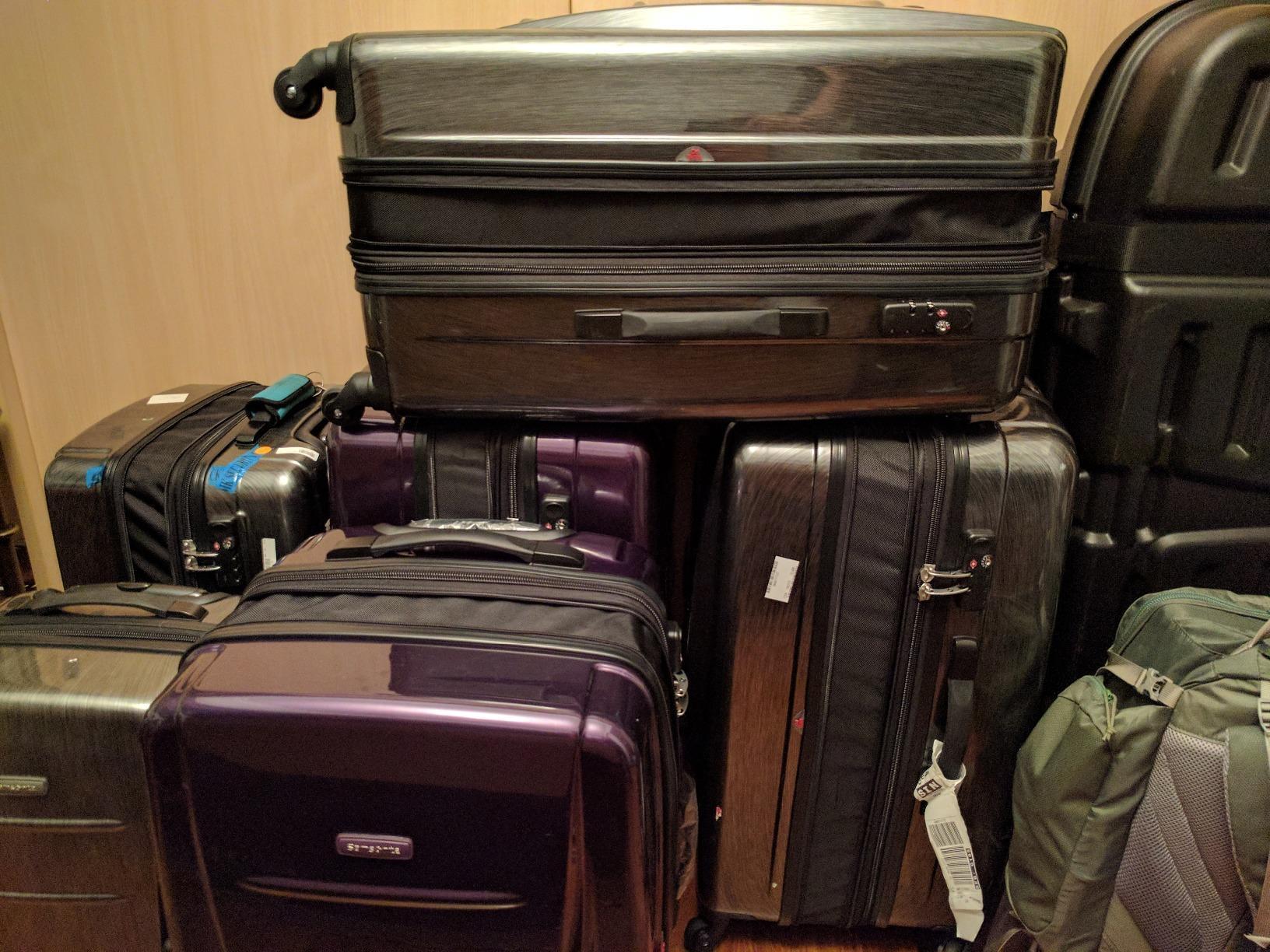 Samsonite Winfield 2 Hardside Expandable Luggage with Spinner Wheels, Charcoal, Checked-Large 28-Inch customer photo 1