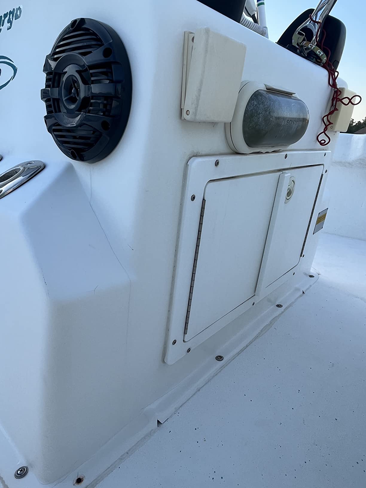 Marine 31 Vinyl Protectant with UV Sunblock for Boat Seats, 20 oz | Silicone-free marine vinyl protector helps preserve color and texture while repelling dirt, dust, body oils and grease. customer photo 2
