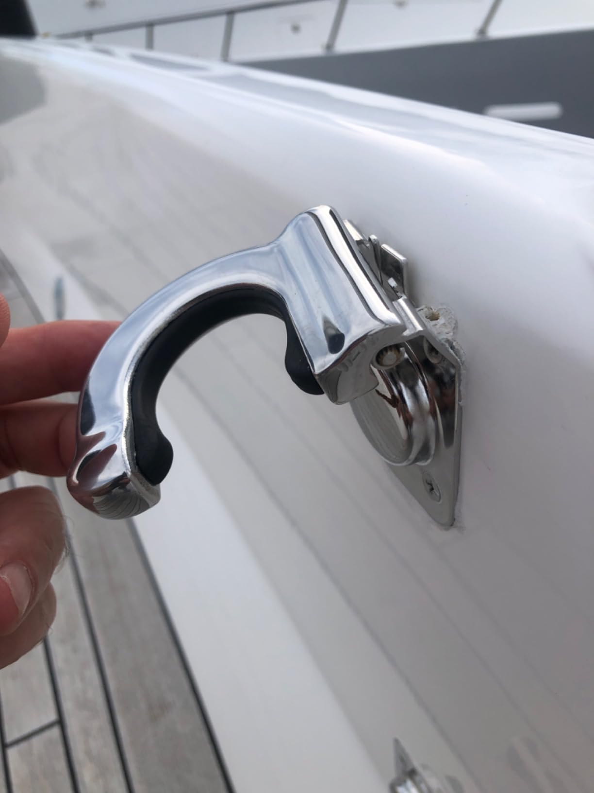 Stainless Steel Heavy Duty Folding Push Pole Holder customer photo 1
