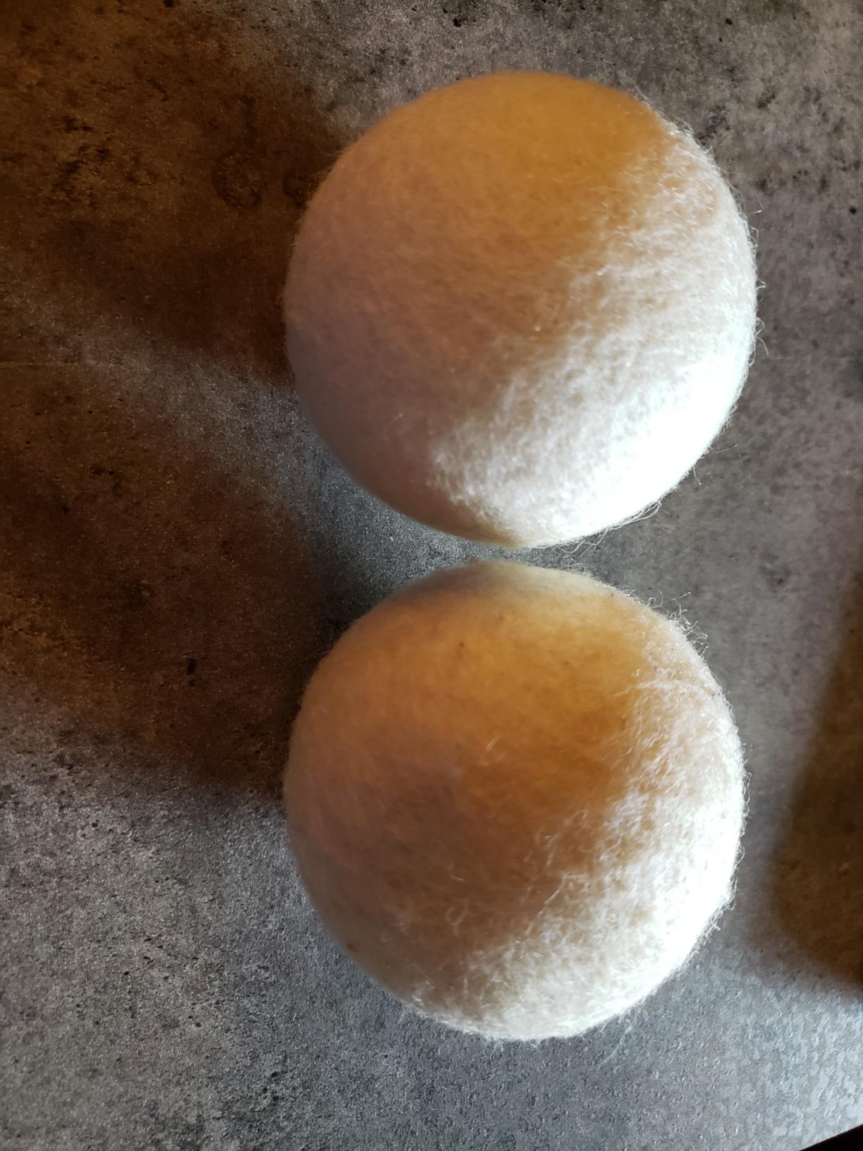 Smart Sheep Wool Dryer Balls - 6-Pack - XL Premium Natural Fabric Softener Award-Winning - Wool Balls Replaces Dryer Sheets - Wool Balls for Dryer - Laundry Balls for Dryer, 6 Count (Pack of 1) customer photo 1