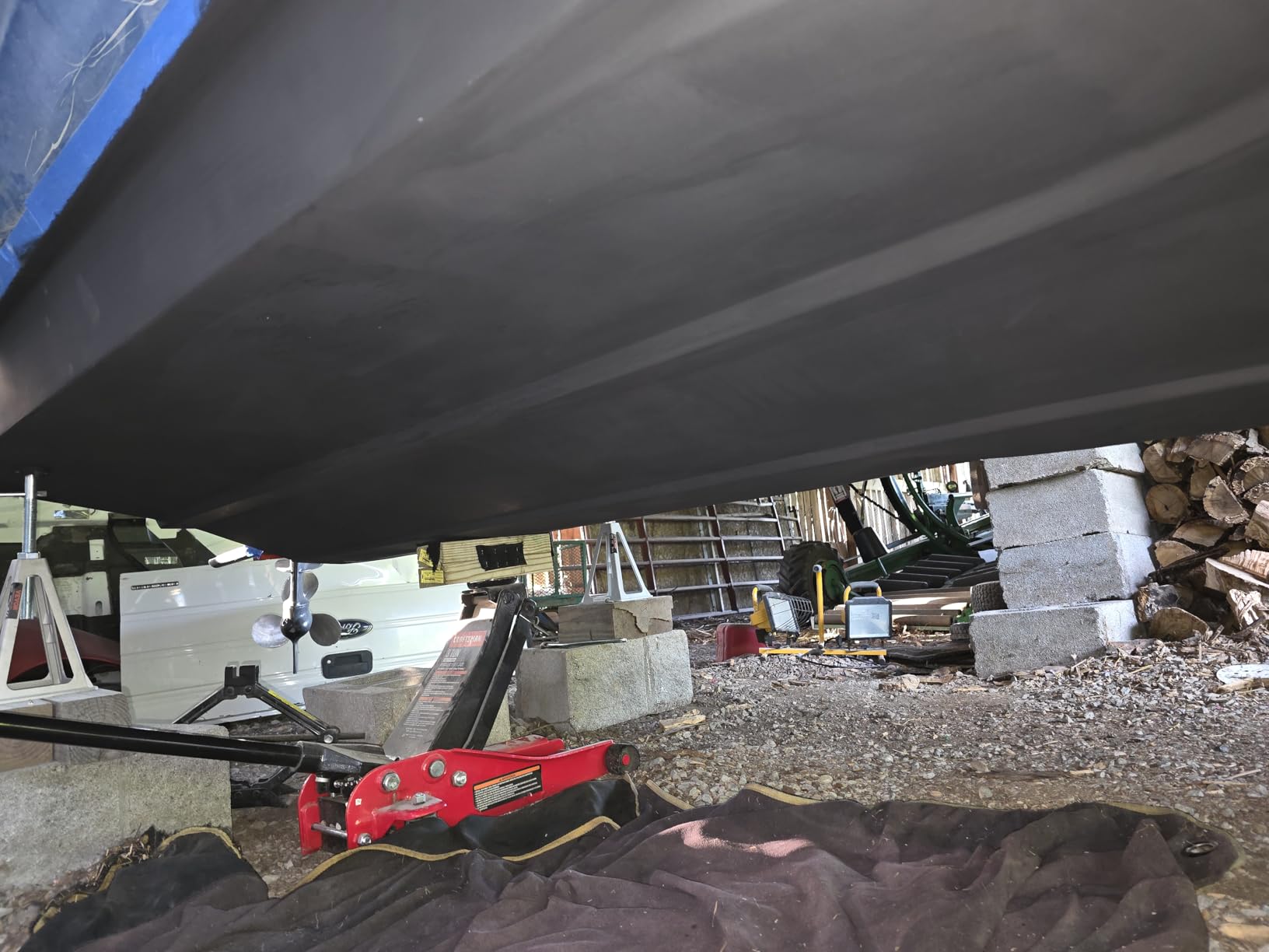 TotalBoat JD Select Water-Based Boat Antifouling Bottom Paint - Black Gal | Single-Season Ablative Marine Paint; Use on Fiberglass, Wood, and Steel Hulls; Brush, Roll, or Spray; 25.5% Copper Biocide customer photo 2