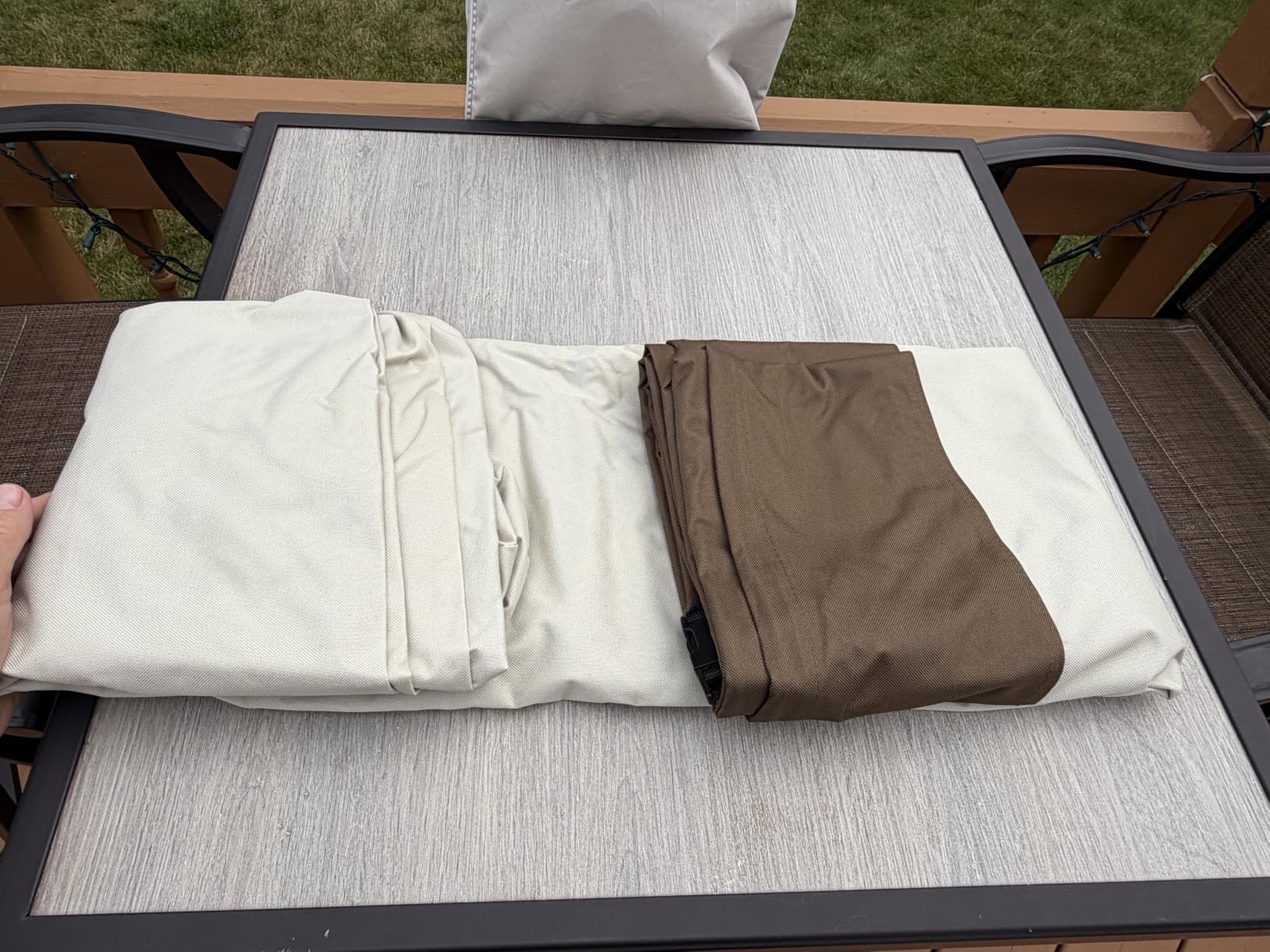 Amazon Basics Gas Grill Barbecue Cover, Weather Resistant, Anti-UV Protection with Secure Straps, Waterproof, 60 inch, Medium for Outdoor Grills, Beige customer photo 1