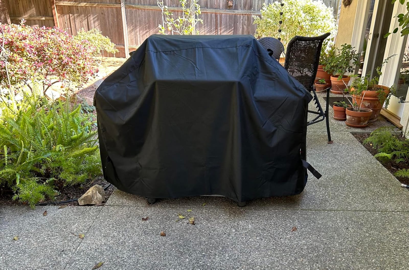 Unicook 60 Inch Heavy Duty Waterproof Grill Cover for Outdoor Grill customer photo 2