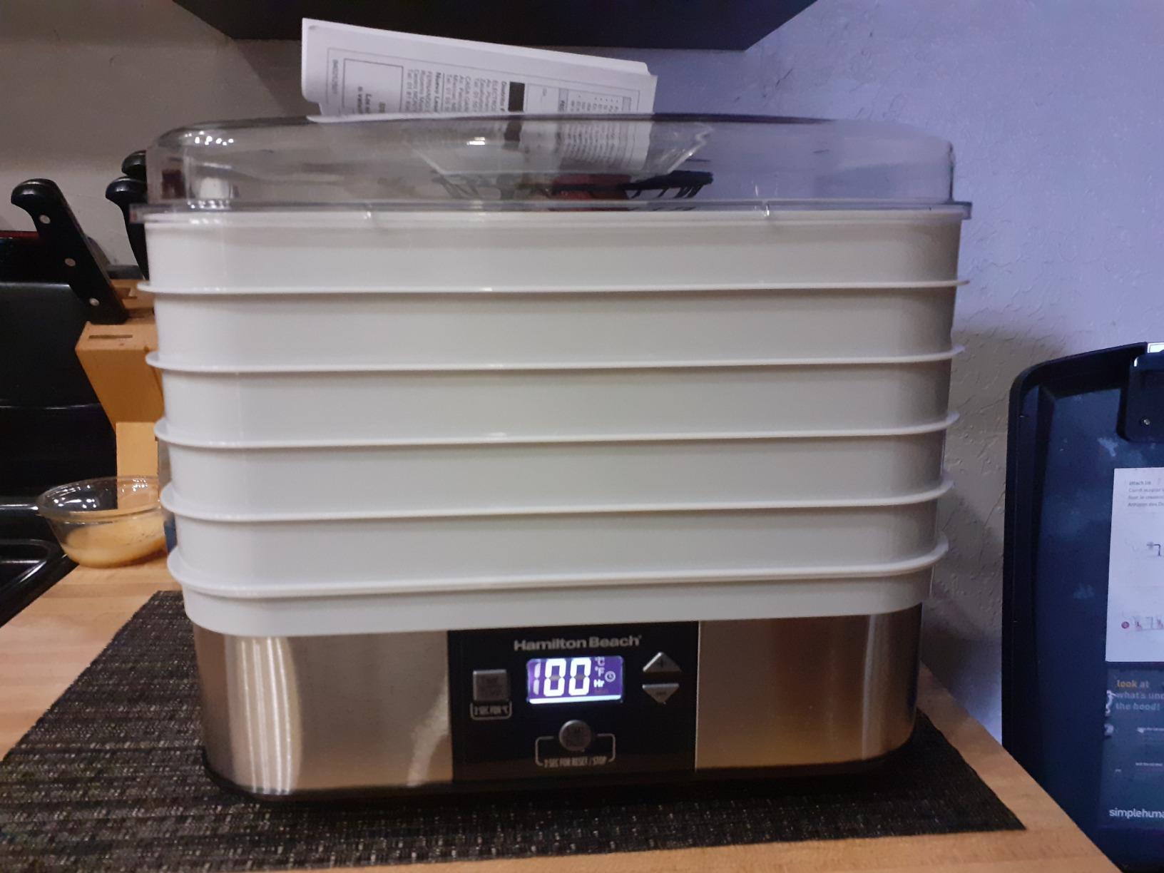 Hamilton Beach Digital Food Dehydrator for Fruit, Jerky, Vegetables & More customer photo 2