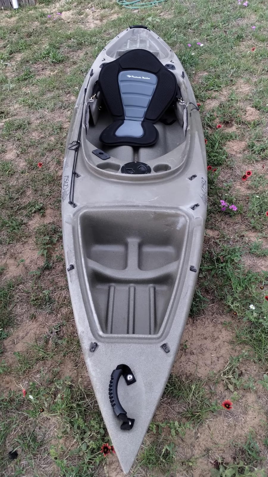 Pactrade Marine Adjustable Straps Black Gray Padded Deluxe Kayak Seat Detachable Storage Back Backpack Bag Canoe Backrest Support Cushion Sit On Top Fishing Brass Clips Canoeing Kayaking Rafting (1) customer photo 2