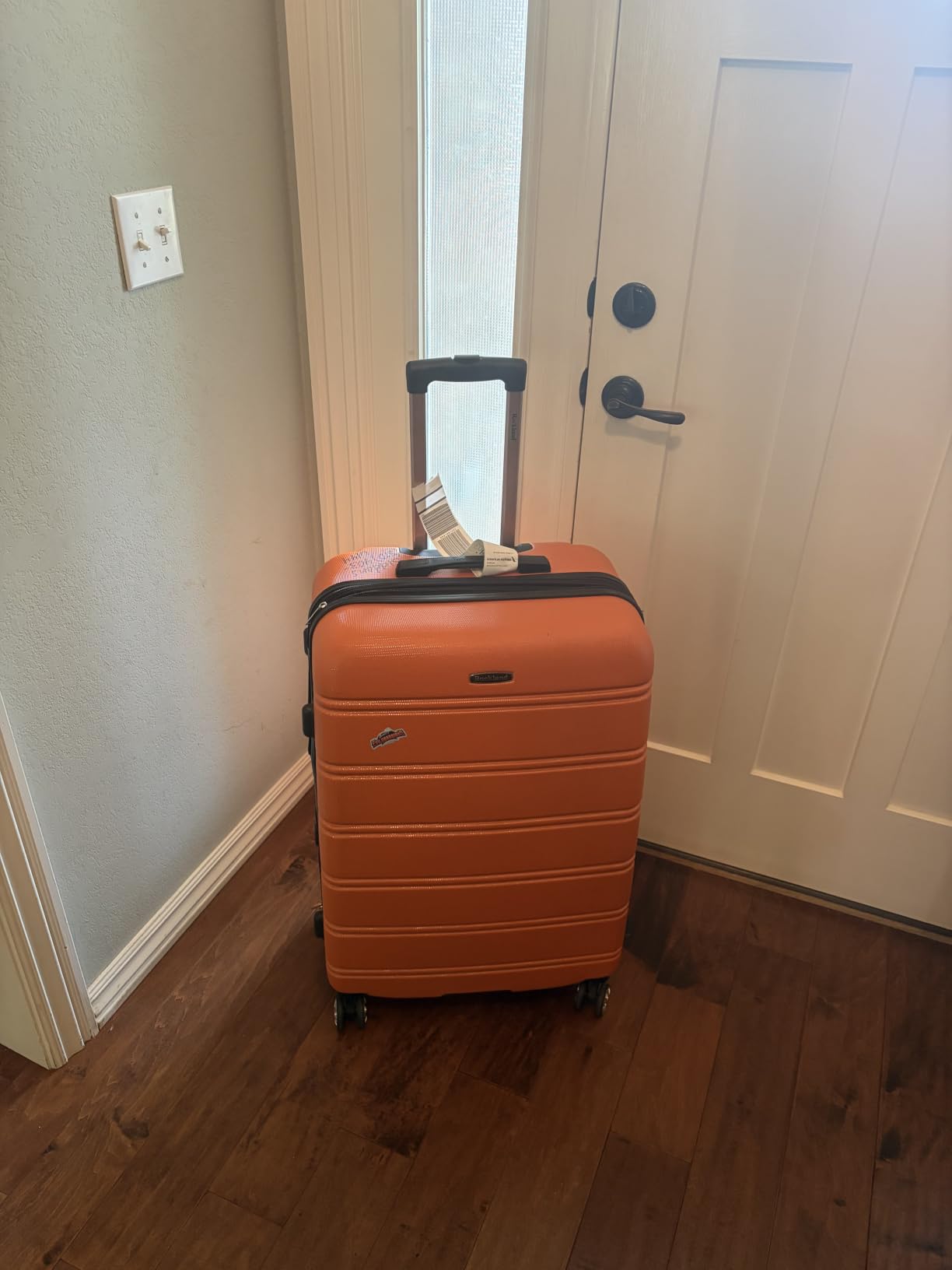 Rockland Melbourne Hardside Expandable Spinner Wheel Luggage, White, 2 Piece (20