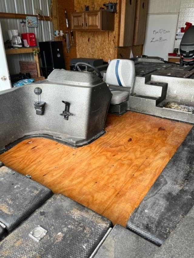 TotalBoat 2 Lb Density Expanding Foam Kit, 2 Part Closed Cell Pourable Polyurethane for Boat Flotation, Insulation, Reinforcement and Void Filling (2 Quart Kit) customer photo 2