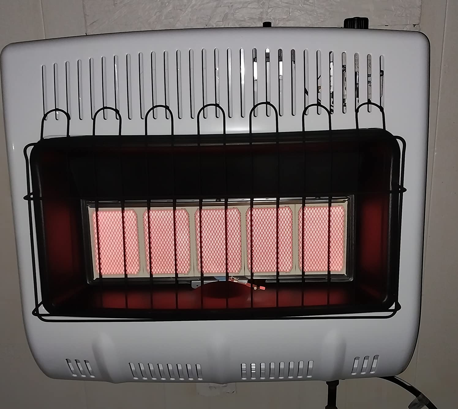 Mr. Heater 30,000 BTU Vent Free Radiant Propane Heater customer photo 2